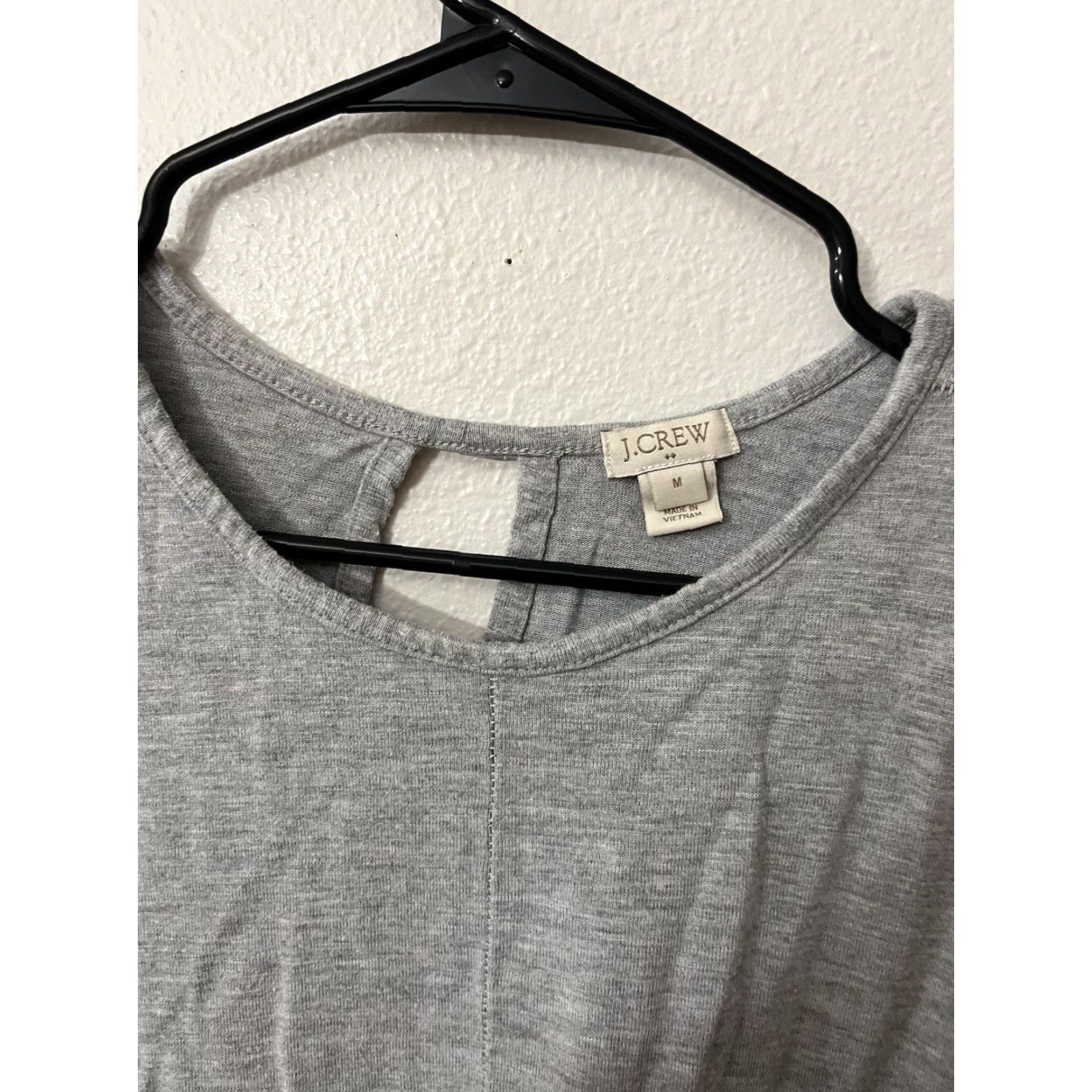 J.Crew J.CREW Gray Drapey Tank Top Sleeveless Crew Neck Women Adult Medium Size M / US 6-8 / IT 42-44 - 2 Thumbnail