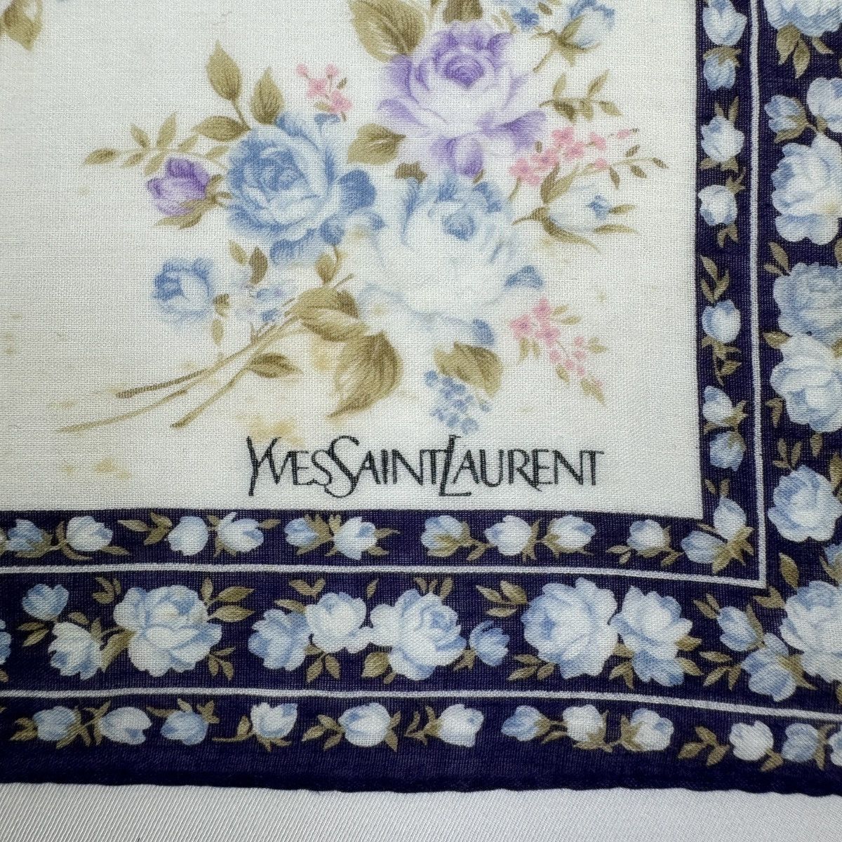 Yves Saint Laurent Yves Saint Laurent Handkerchief Pocket Square Neckerchief Size ONE SIZE - 3 Thumbnail