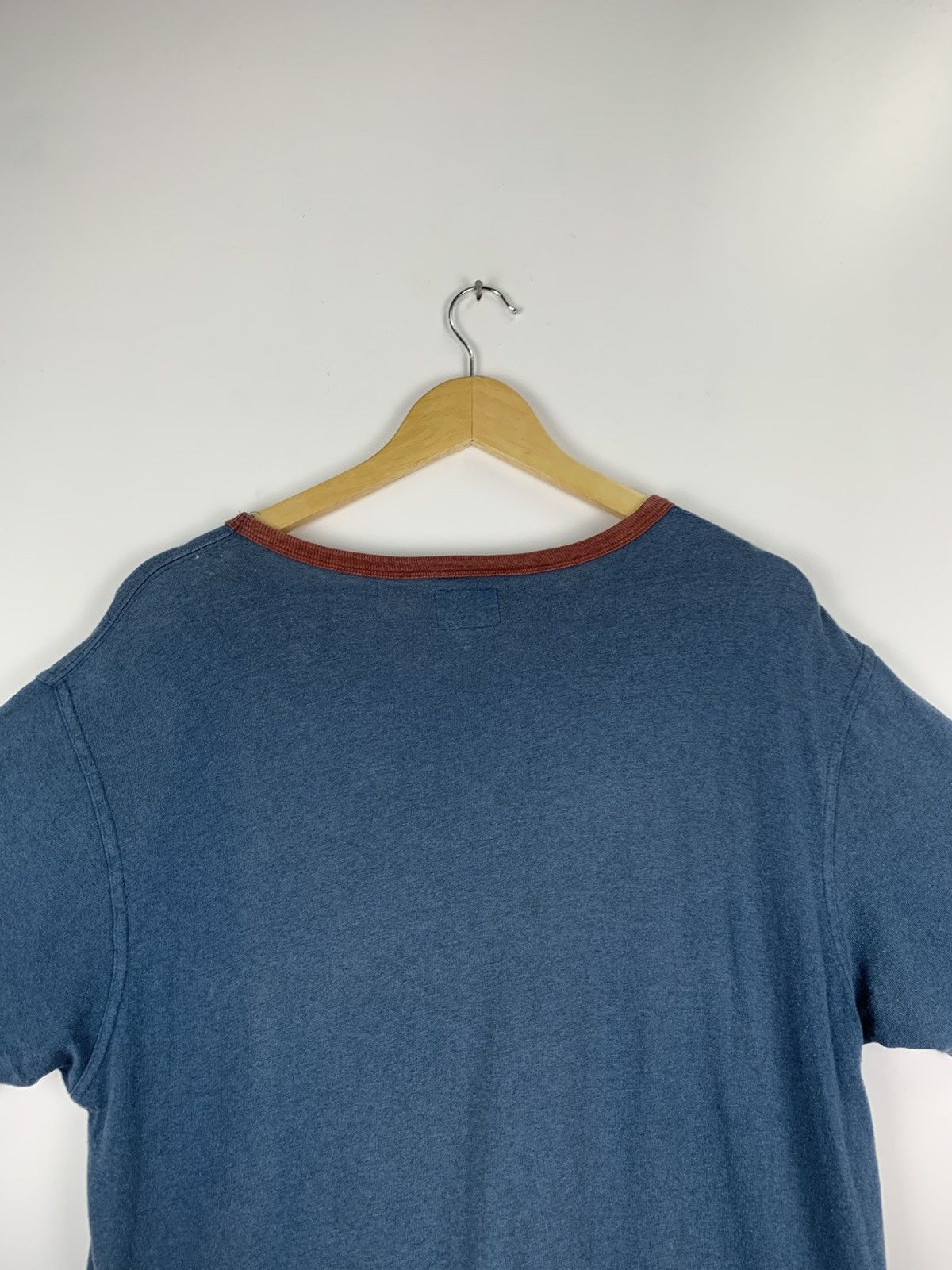 Avirex Vintage Avirex USA T-Shirt Size US XL / EU 56 / 4 - 14 Thumbnail