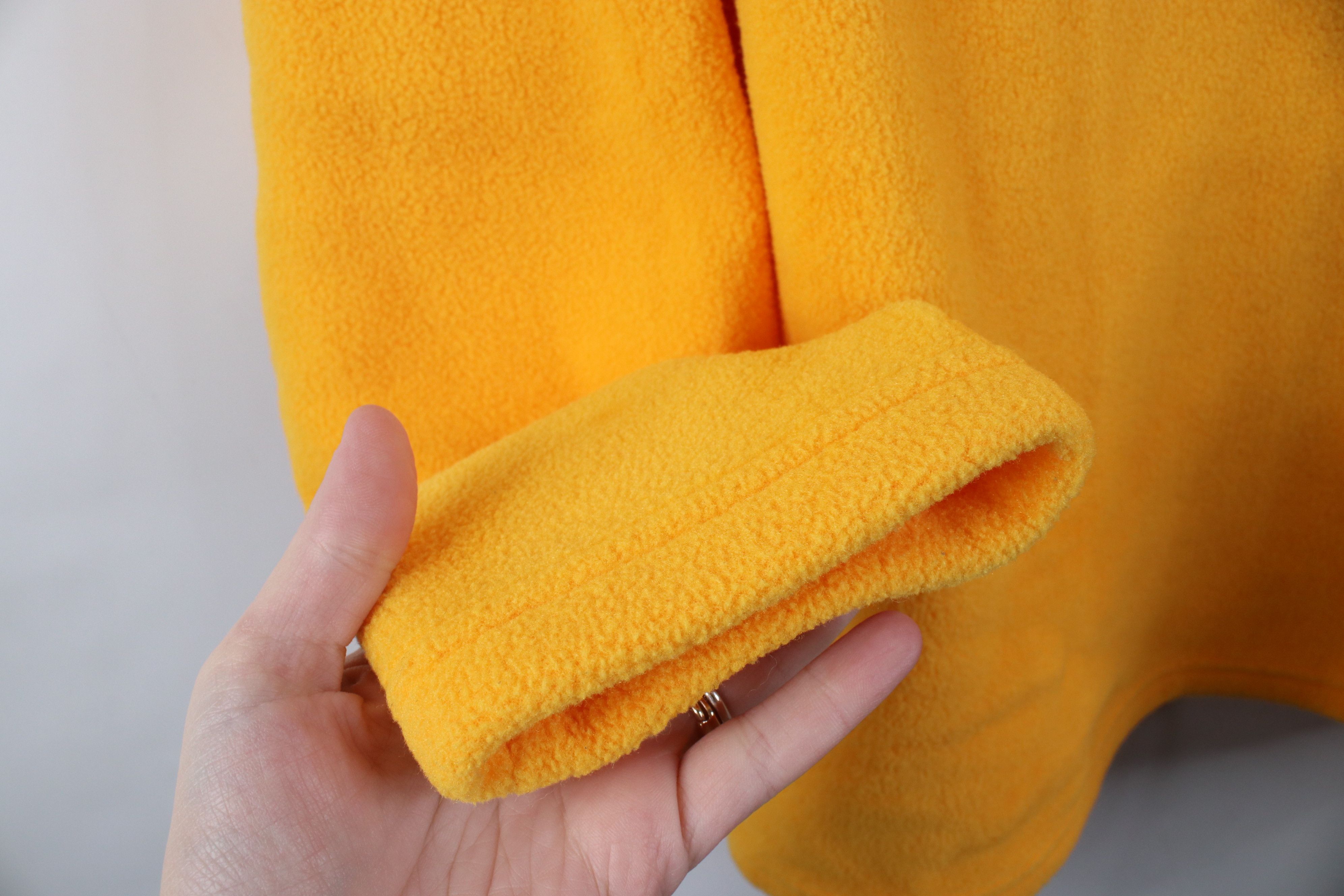Vintage Vintage 90s Streetwear Fleece V-Neck Sweater Yellow USA Size US S / EU 44-46 / 1 - 5 Thumbnail