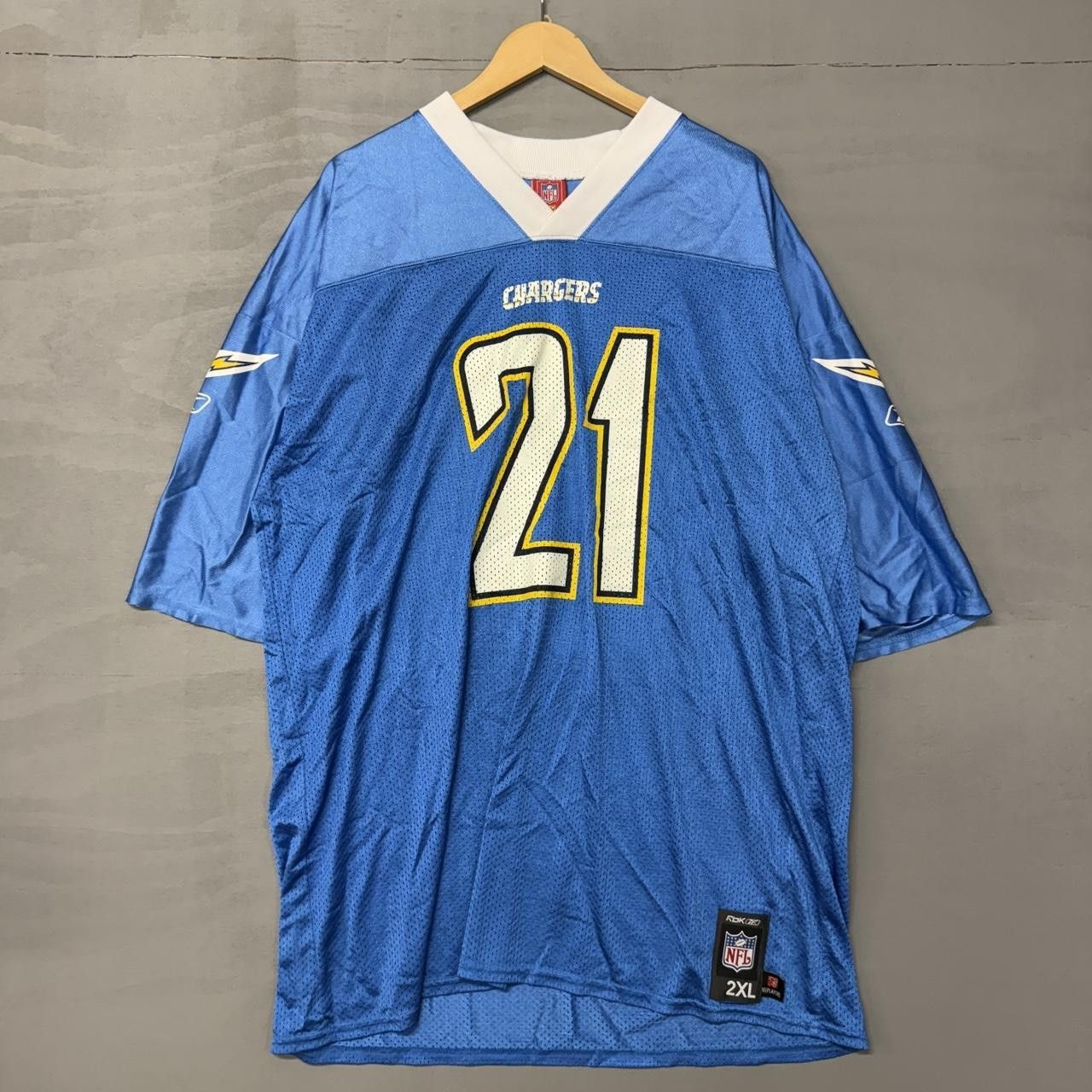Reebok Vintage Reebok Las Angelas Chargers Tomlinson Jersey 2XL Size US XXL / EU 58 / 5 - 1 Thumbnail