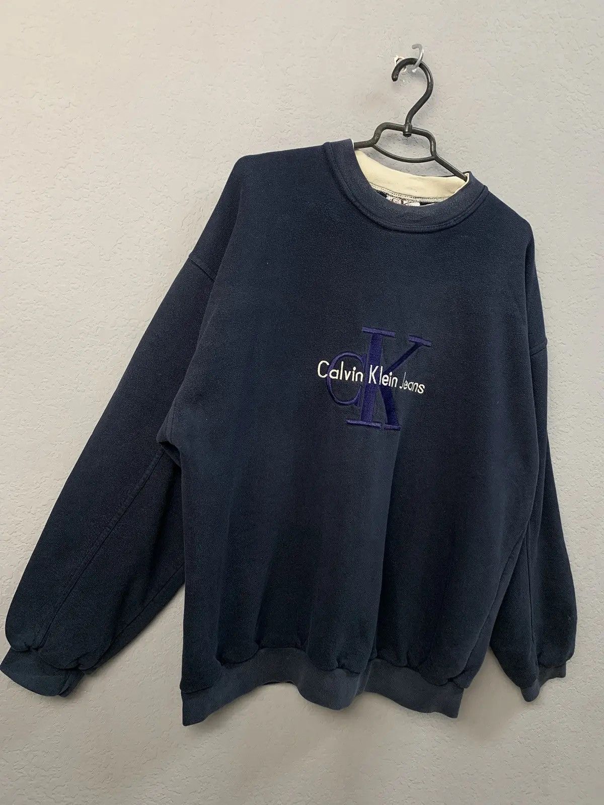 Calvin Klein × Vintage Vintage Calvin Klein Jeans Embroidered Crewneck Y2K made USA Size US XL / EU 56 / 4 - 5 Thumbnail