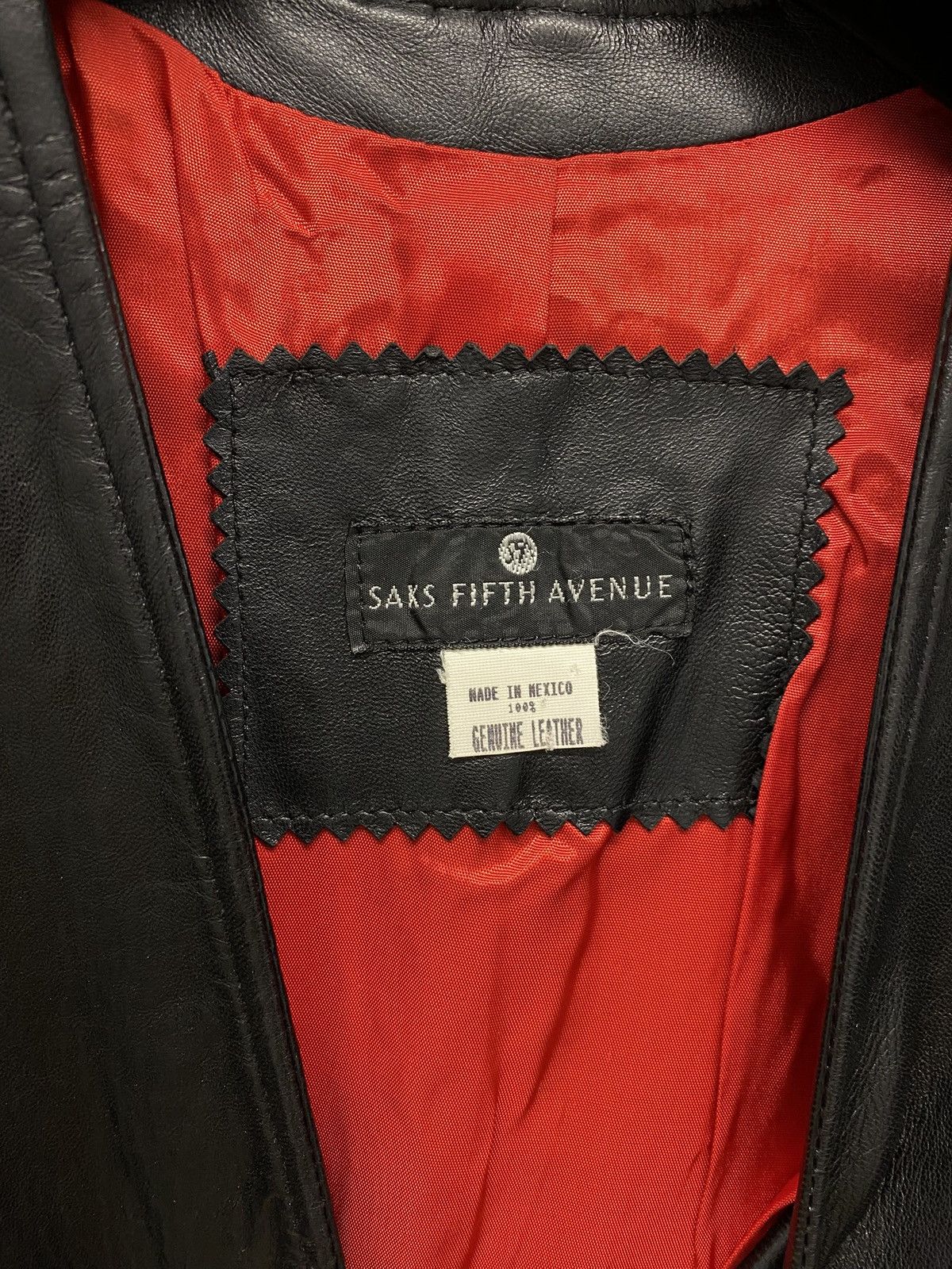 Saks Fifth Avenue Vintage Saks Fifth Leather Vest Size US M / EU 48-50 / 2 - 4 Thumbnail