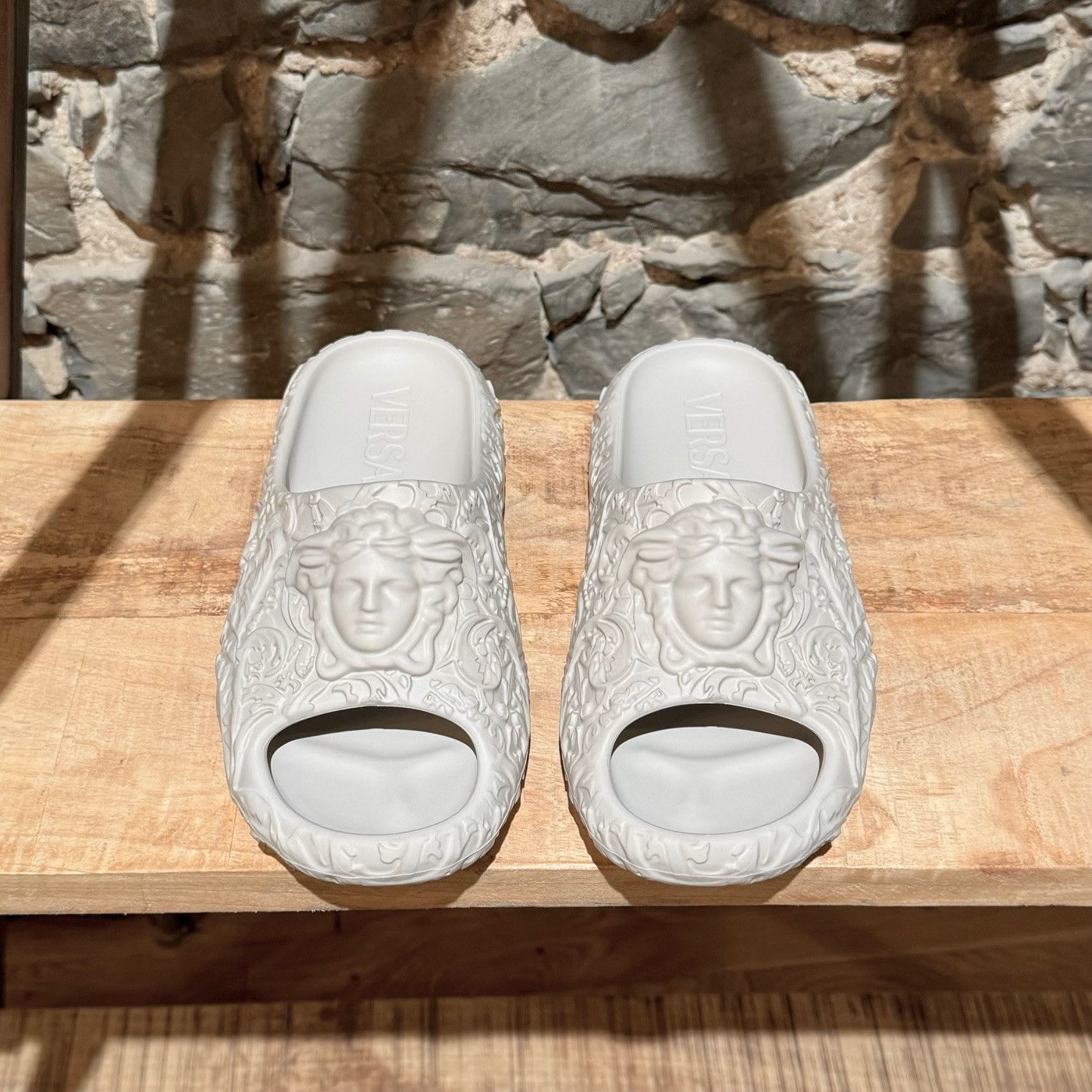 Versace Versace Grey Barocco Medusa Dimension Pool Slides Size US 6 / EU 39 - 2 Thumbnail