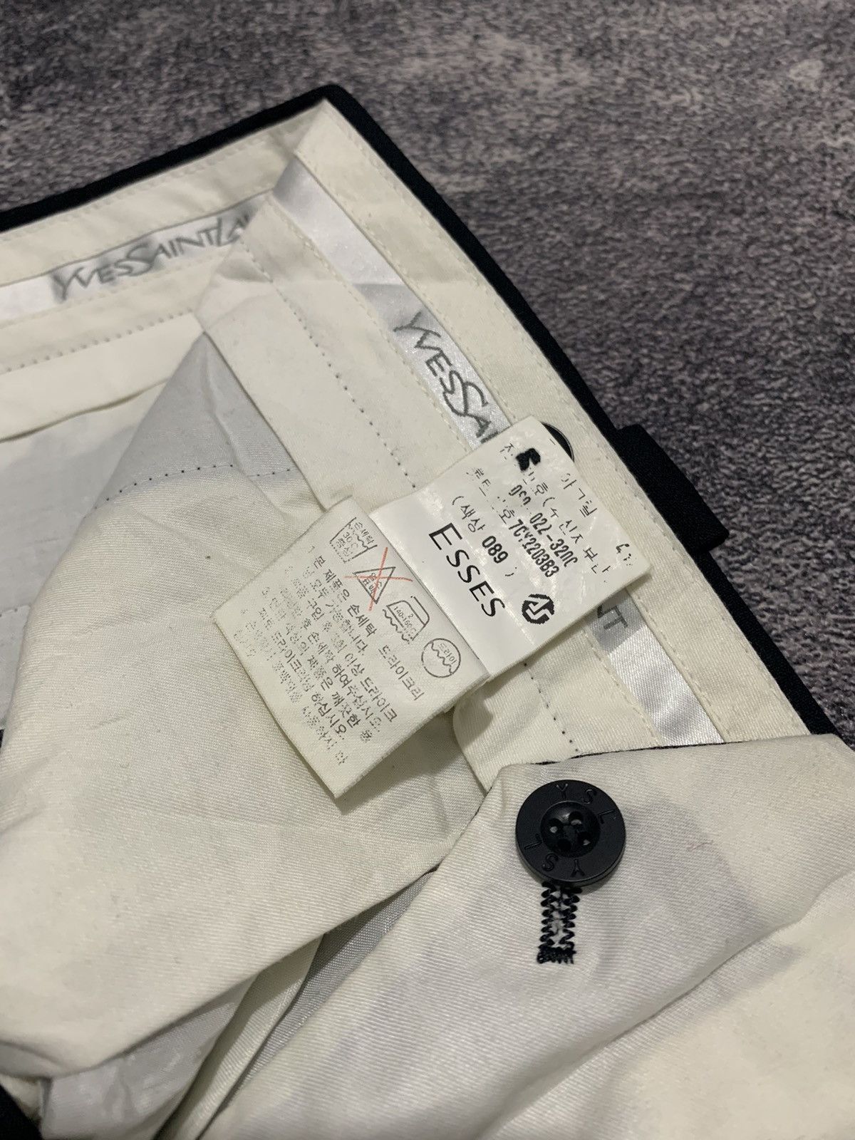 Yves Saint Laurent Yves saint laurent casual pants Size US 32 / EU 48 - 8 Thumbnail