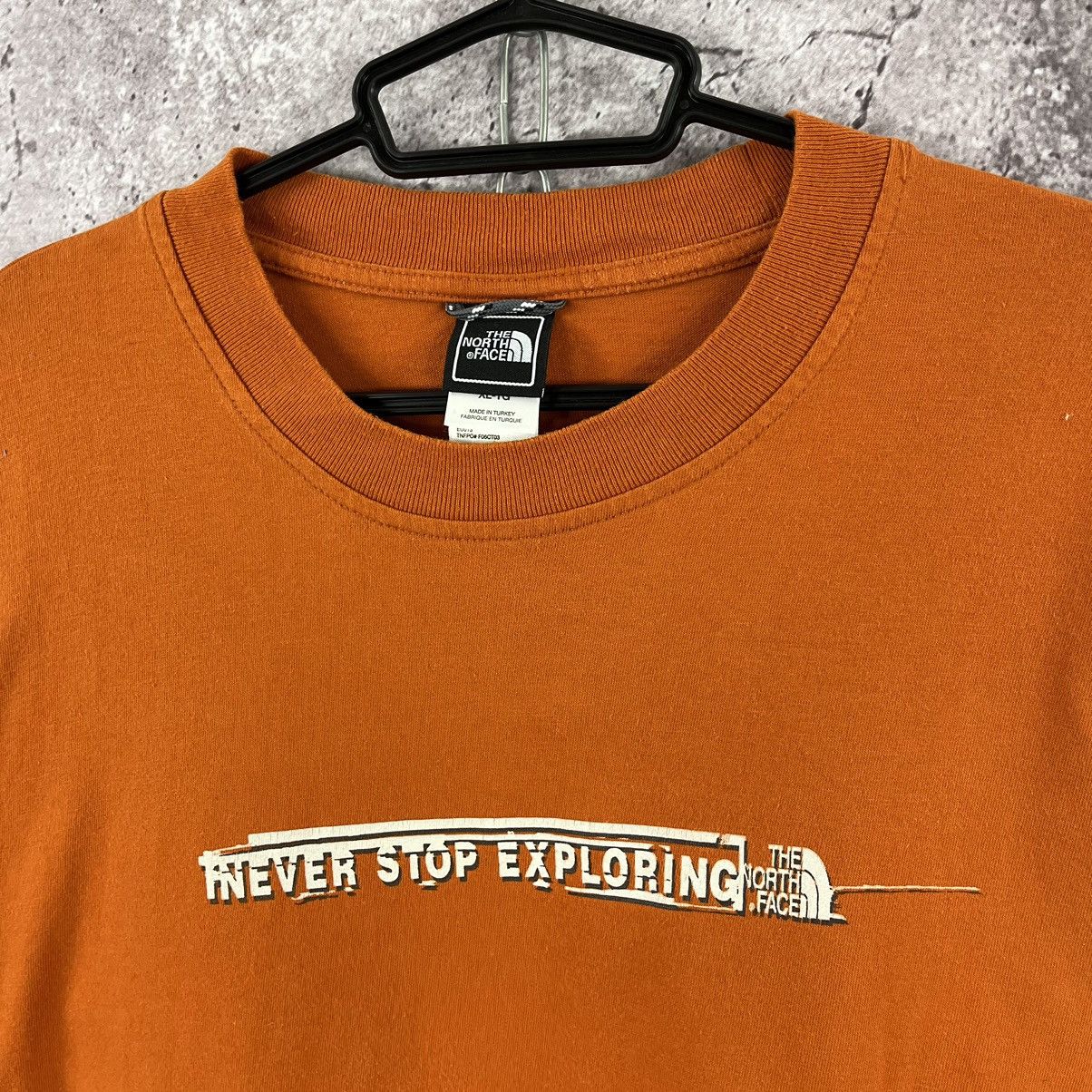 The North Face The North Face Long Sleeve Centre Logo Street Style Y2K Size US XL / EU 56 / 4 - 5 Thumbnail