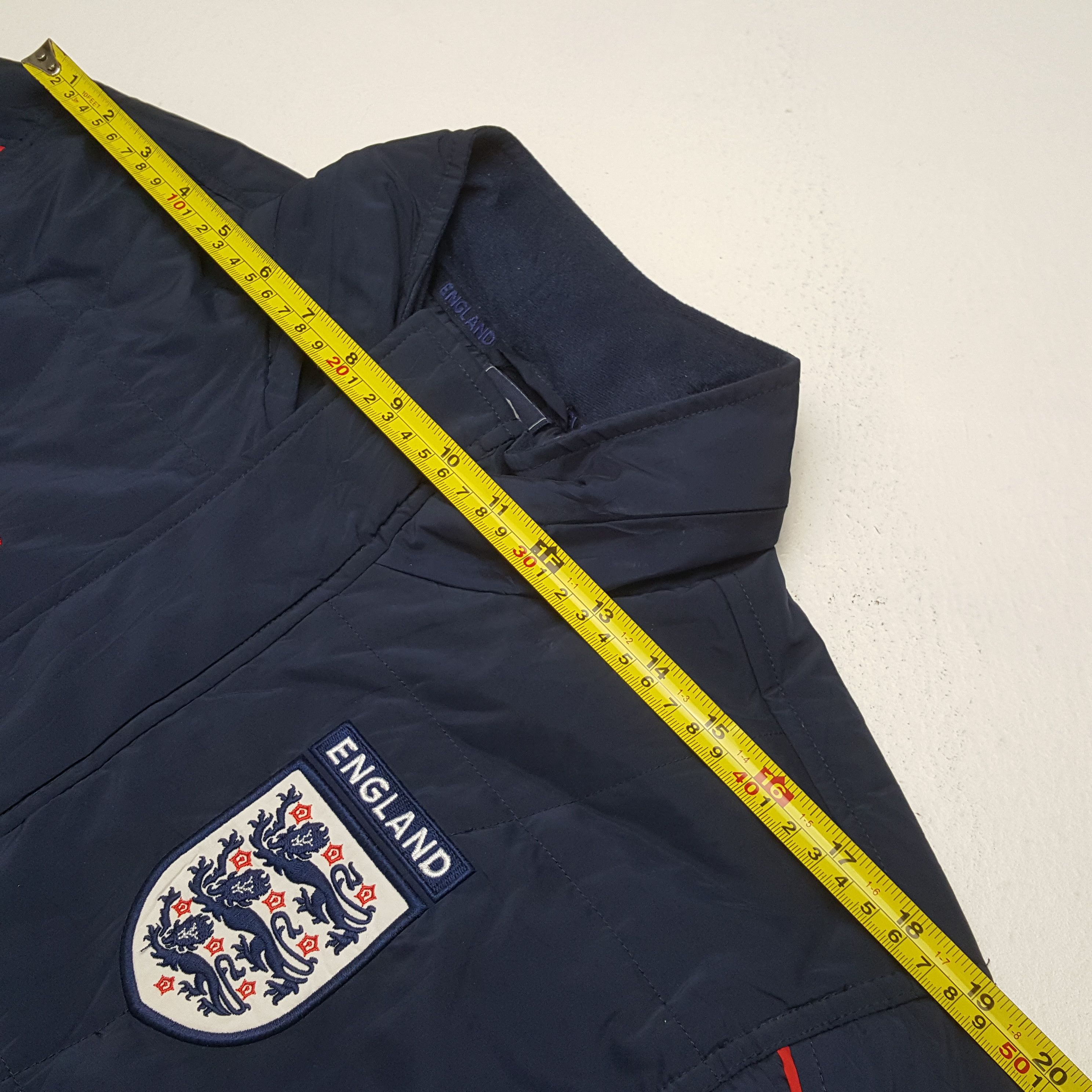 Umbro Vintage Umbro England Football Club Puffer Jacket C324N6 Size US L / EU 52-54 / 3 - 7 Thumbnail
