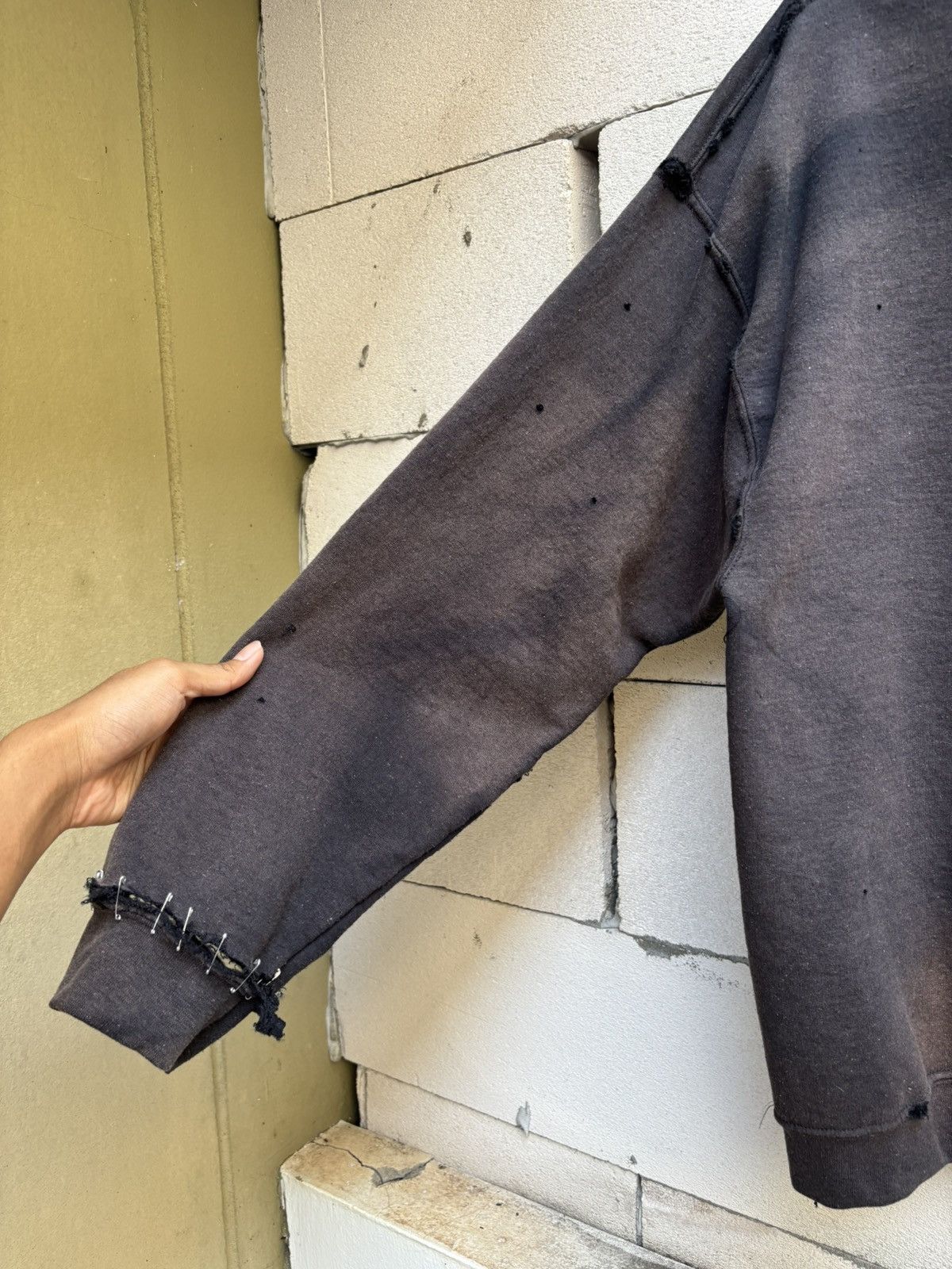 Vintage Thrashed Distressed Faded Sweatshirt ERD Grunge Size US L / EU 52-54 / 3 - 16 Thumbnail