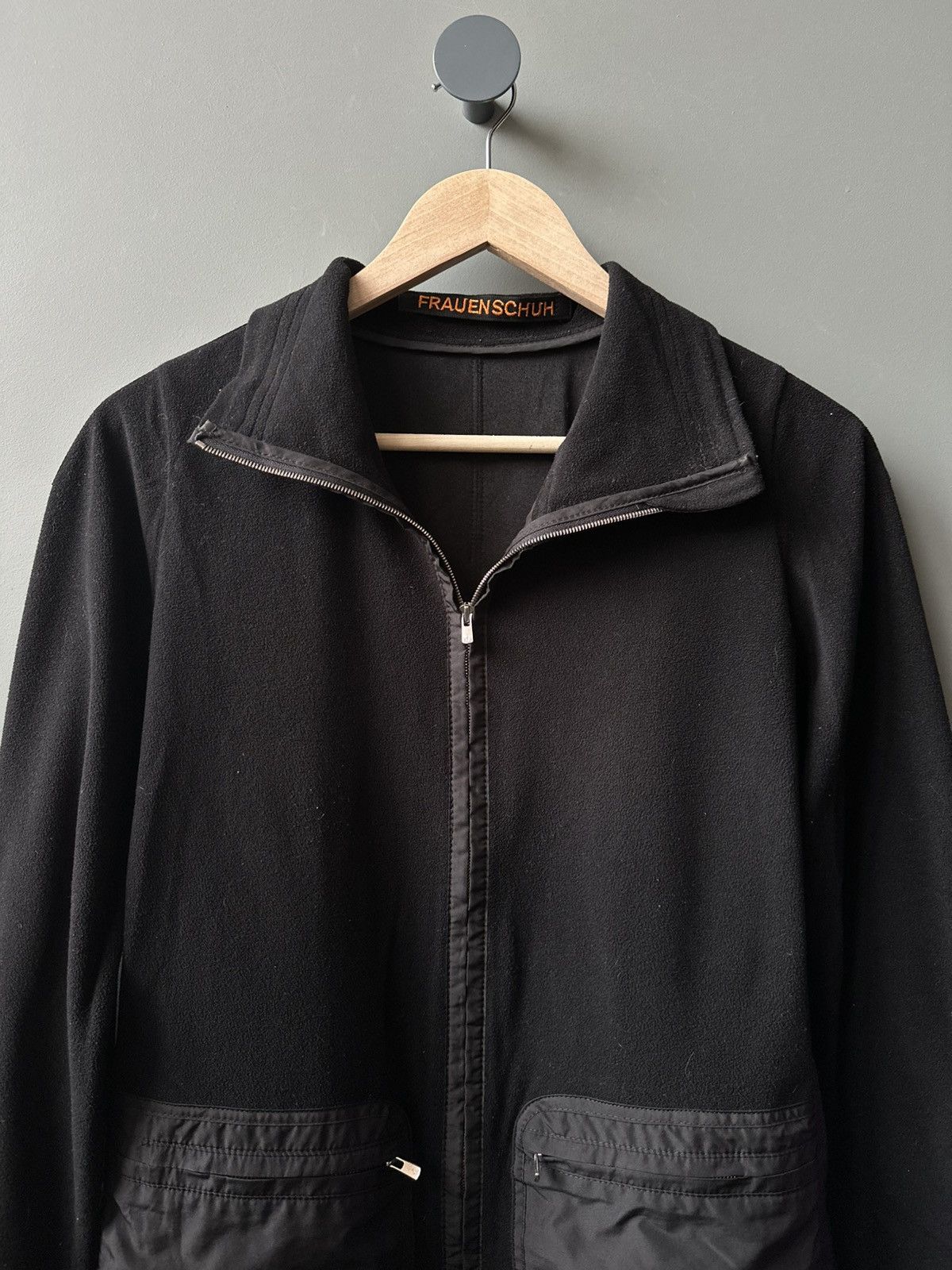 Frauenschuh Frauenschuh Black Wool Blend Zip Jacket Austria Size M Size M / US 6-8 / IT 42-44 - 2 Thumbnail