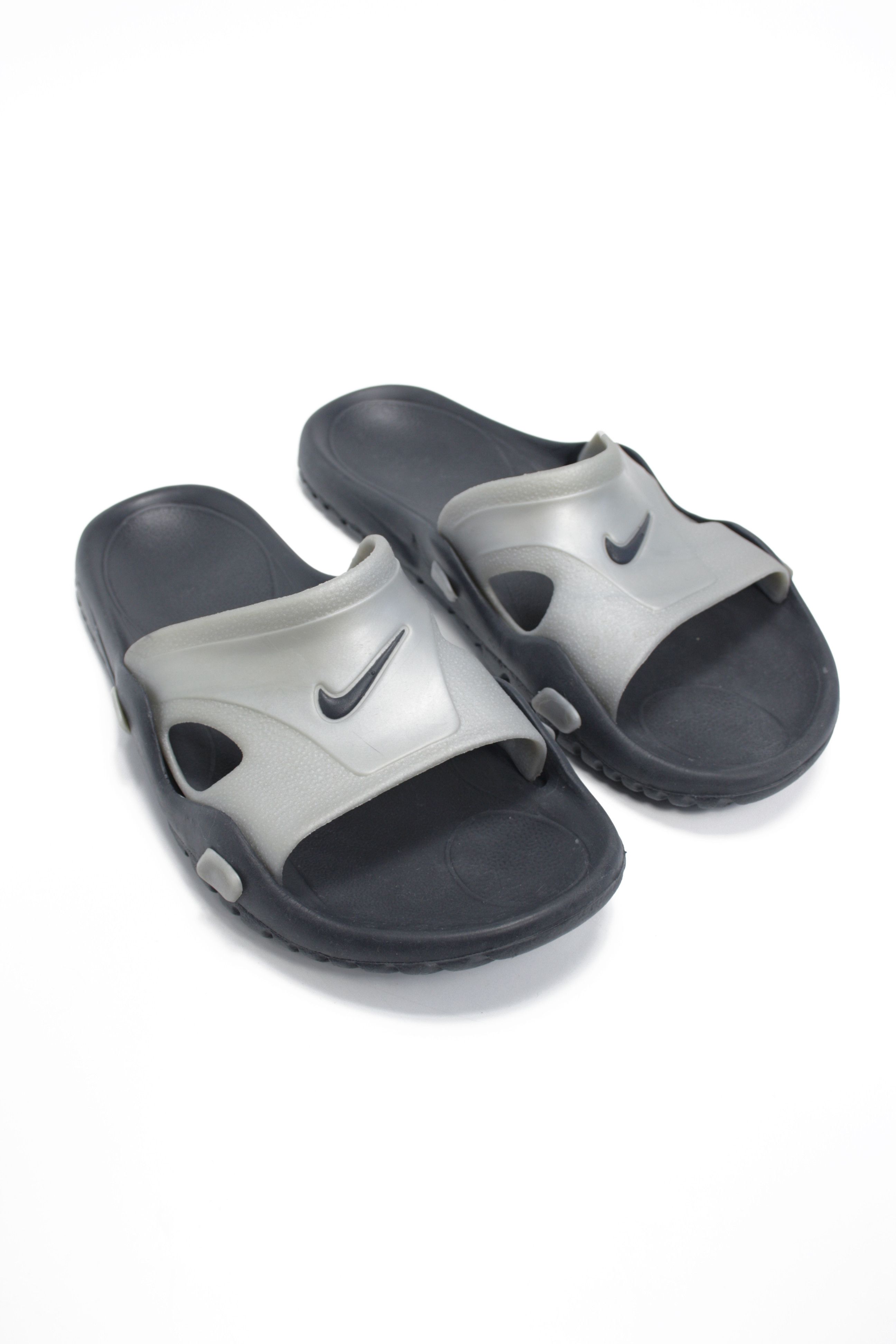 Nike 90s Vintage Shower Slides Flip Flops Sandals