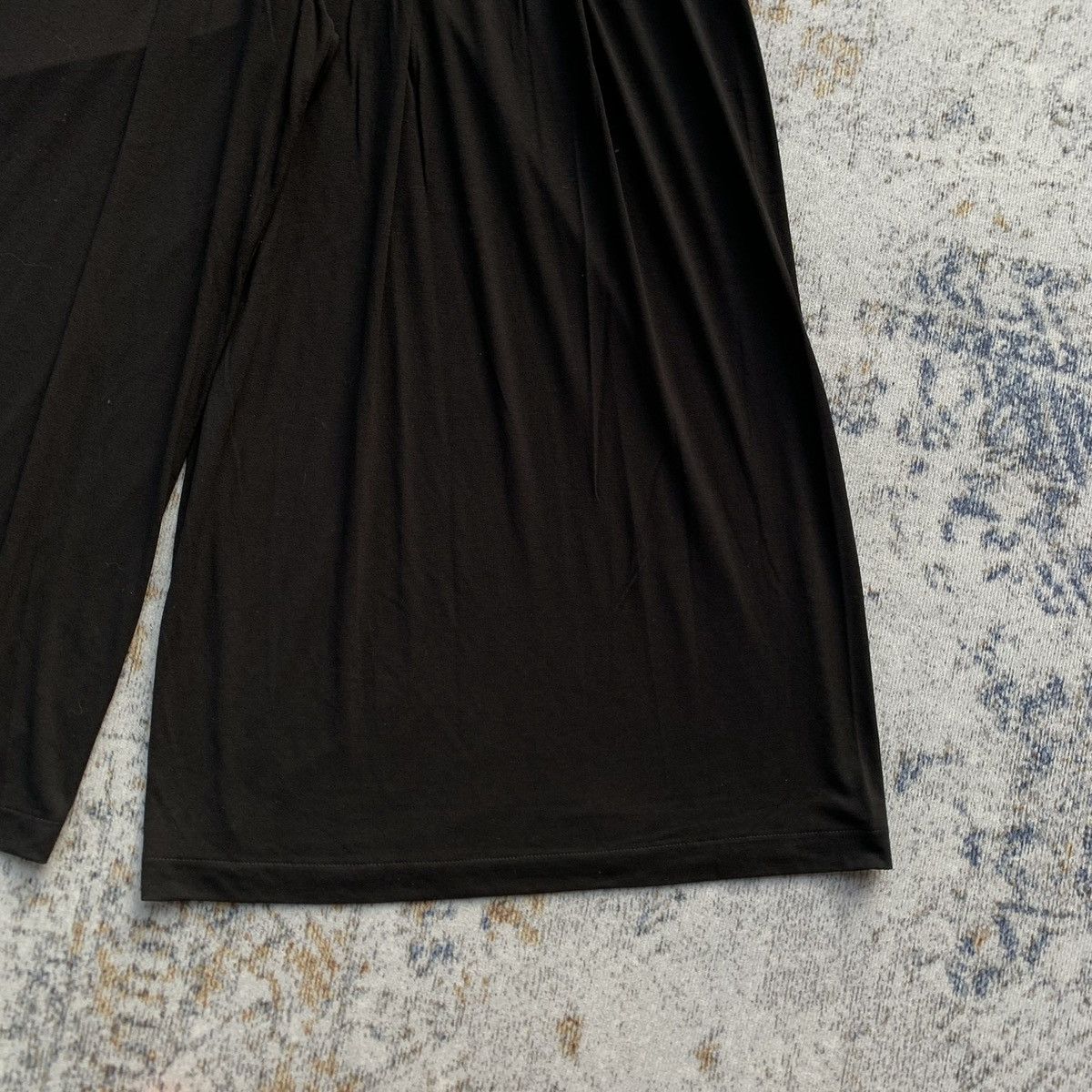 Japanese Brand Rare Japanese Brand Uniqlo Yohji Style SS 2021 Wide Pants Size US 34 / EU 50 - 4 Thumbnail