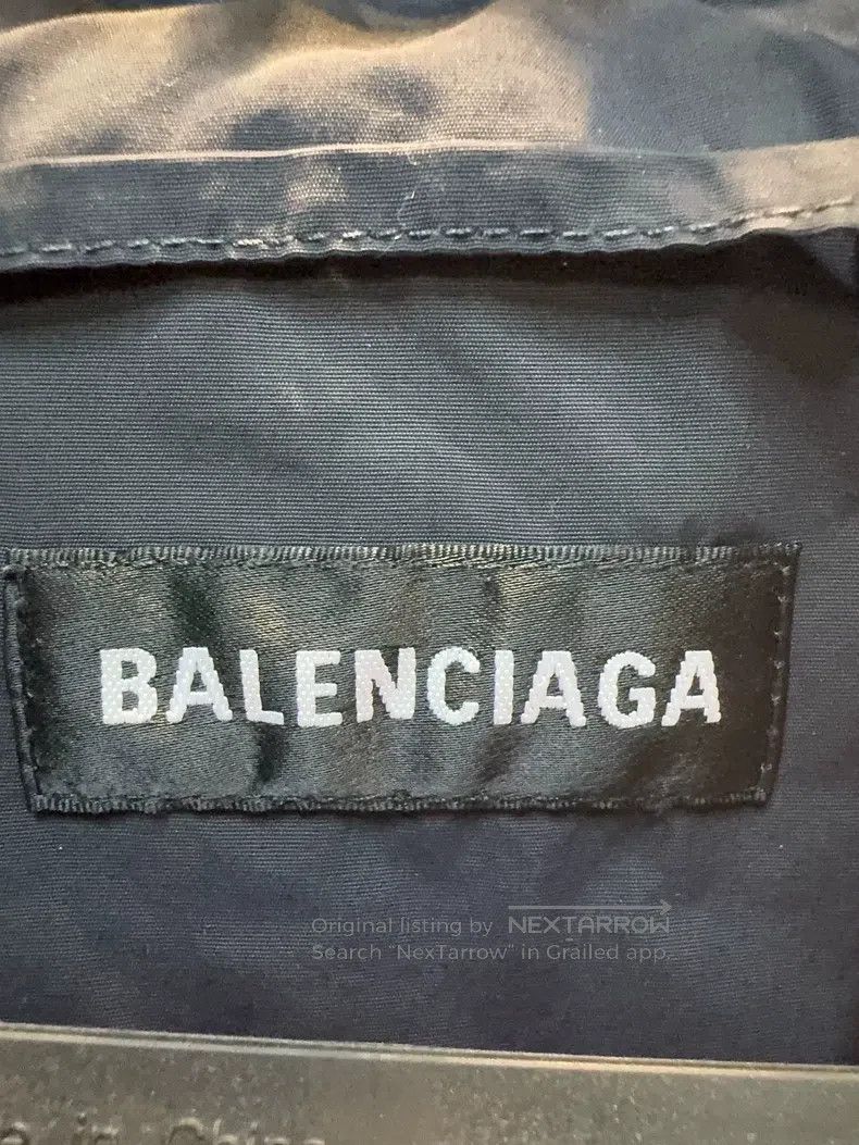 Balenciaga Balenciaga Buckle Red and Black Windbreaker Size US M / EU 48-50 / 2 - 3 Thumbnail
