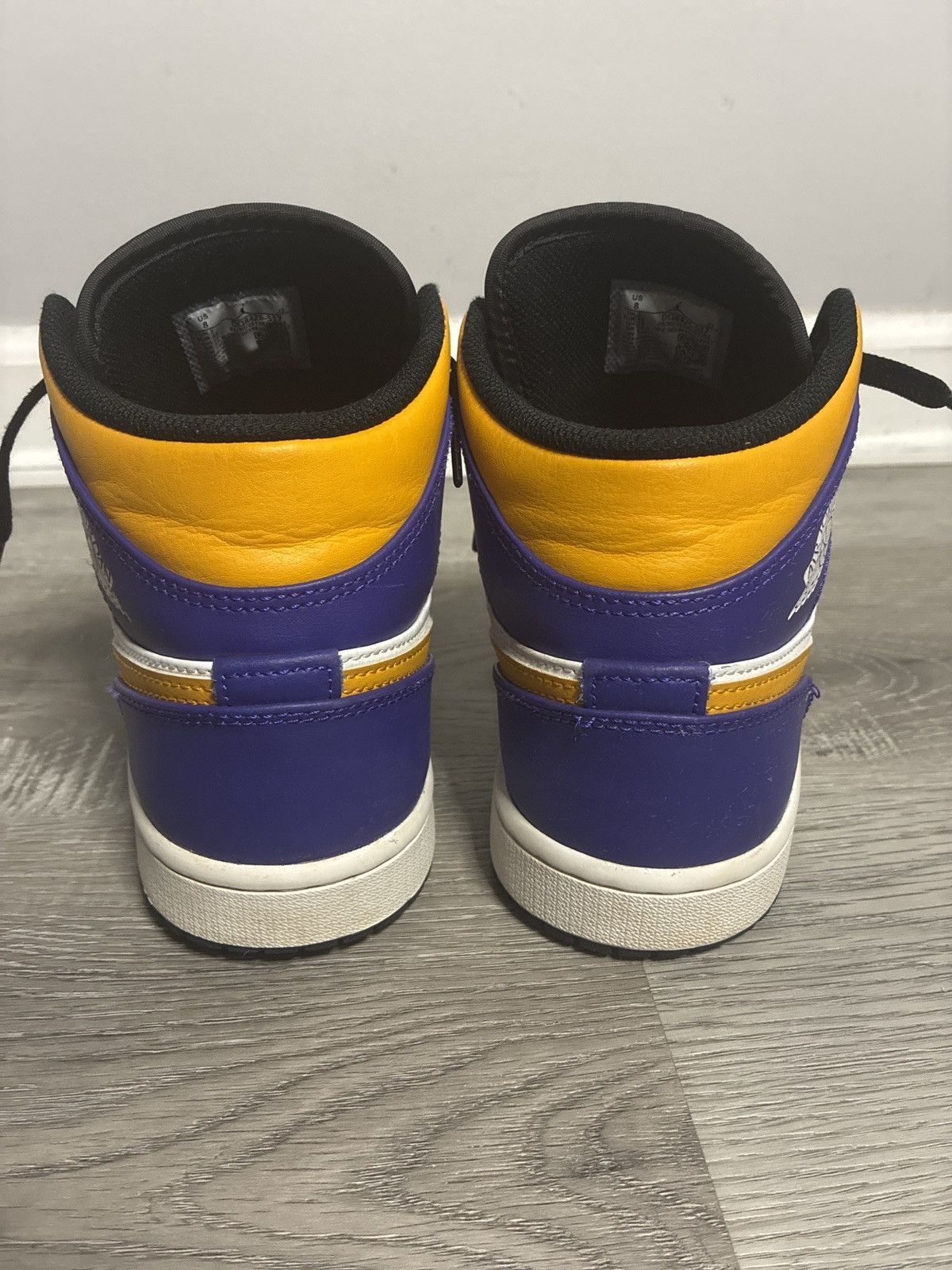Jordan Brand Jordan 1 Mid “Lakers” Size US 8 / EU 41 - 4 Thumbnail