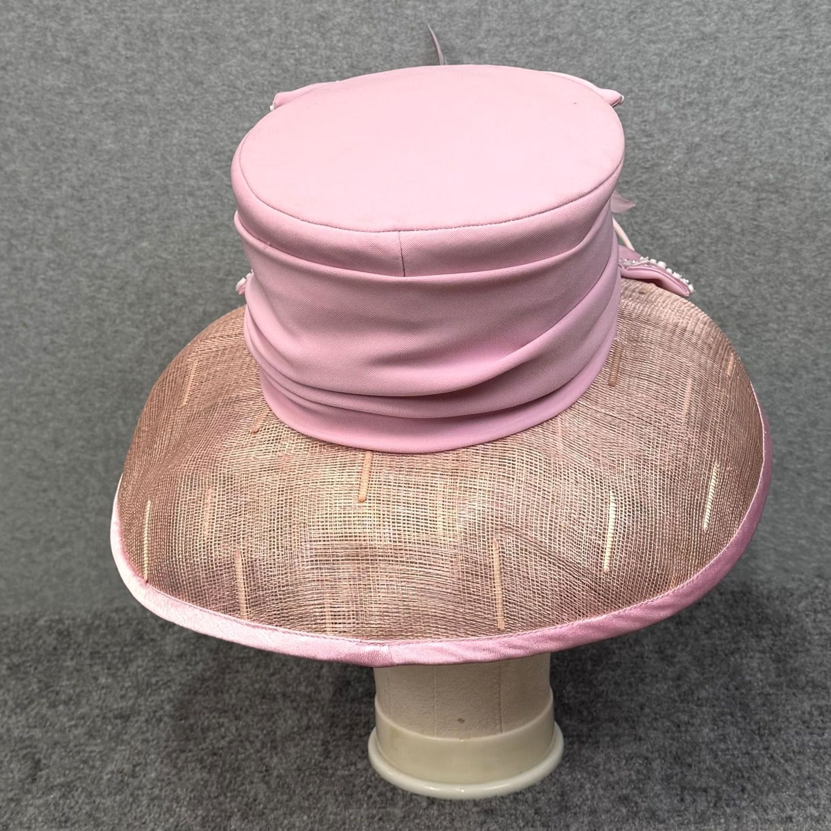 VINTAGE Elite CHAMPAGNE Hat Womens Pink Wide Brim Satin Bow  display picture 2