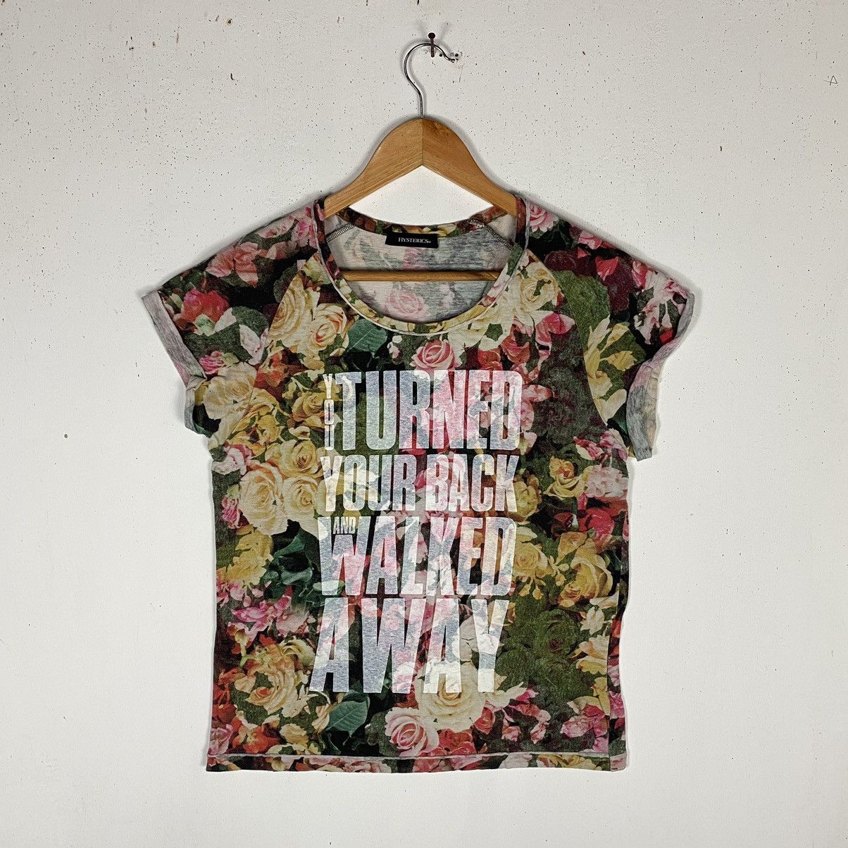 Hysteric Glamour You Turned Your Back And Walked Away Tops Tee Size ONE SIZE - 2 Thumbnail