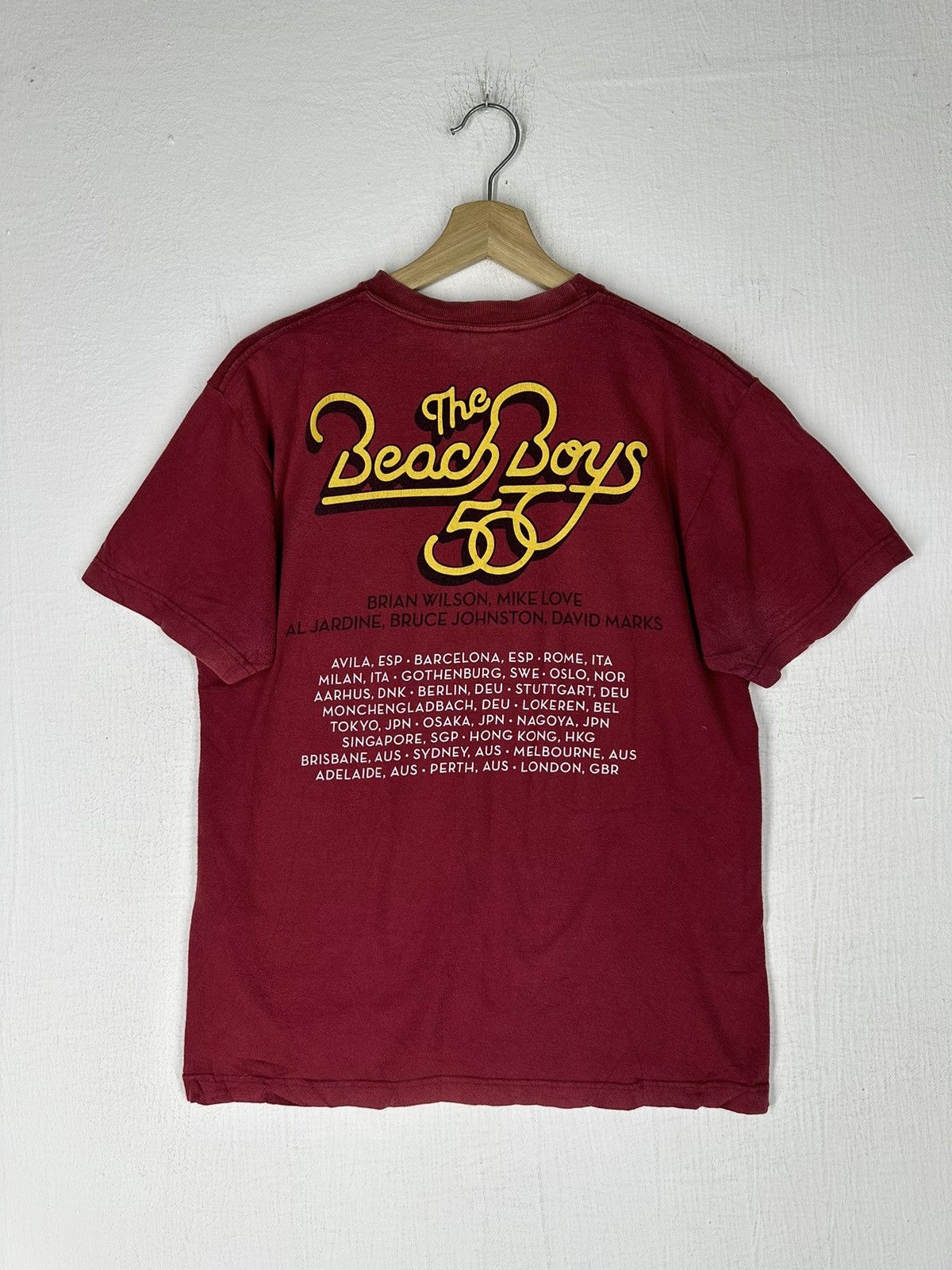 Band Tees Vintage The Beach Boys 50th Anniversary Surfboard Tour Tee Size US M / EU 48-50 / 2 - 3 Thumbnail