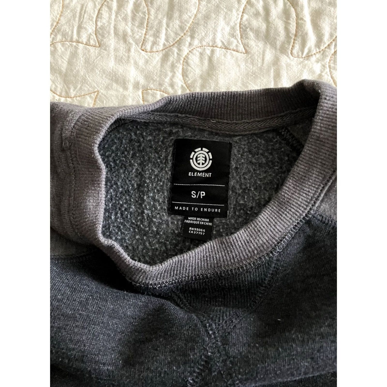 Element Element Sweatshirt Men’s Pullover Grey Black Solid Logo 25" Regular Small Size US S / EU 44-46 / 1 - 2 Thumbnail
