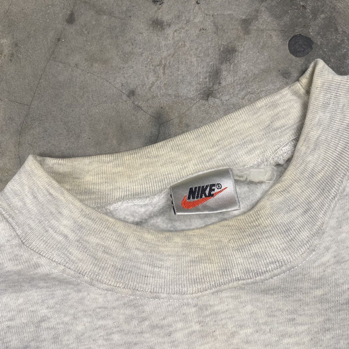Nike × Vintage 90s Nike Oval Crewneck Size US L / EU 52-54 / 3 - 7 Thumbnail