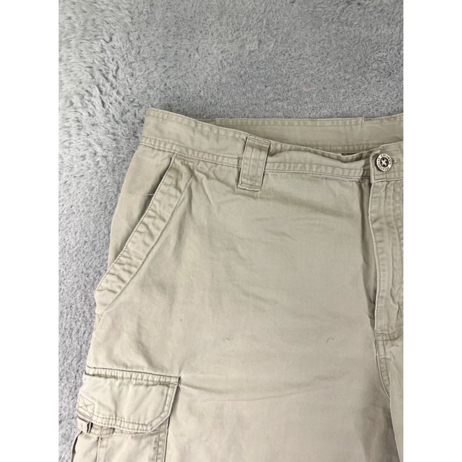 Vintage Columbia Men Cargo Shorts 40 Beige Cotton Twill Hiking Camping Fishing 40x7 Cargo Pocket Belted Regular Inseam 7 in Beige Mens Shorts Size US 40 / EU 56 - 6 Thumbnail