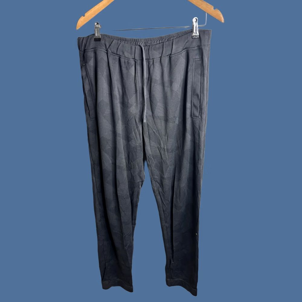 Hugo Boss BOSS Hugo Boss Pants Mens 2XL Gray Geometric Joggers Elastic Waist Pockets Size US 39 - 1 Thumbnail