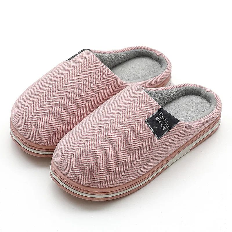 Other Christmas Winter Home Slippers Size US 7.5 / EU 40-41 - 1 Thumbnail