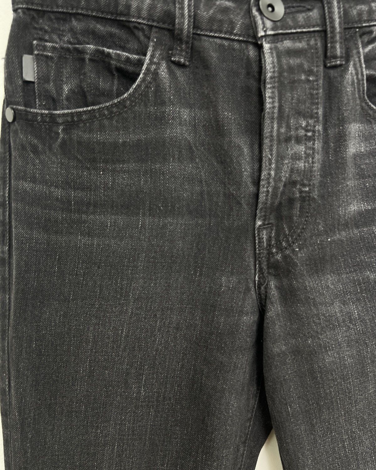 Helmut Lang Helmut Lang HIGH RISE RAW CROP Black Denim Size 25" / US 0 / IT 36 - 3 Thumbnail