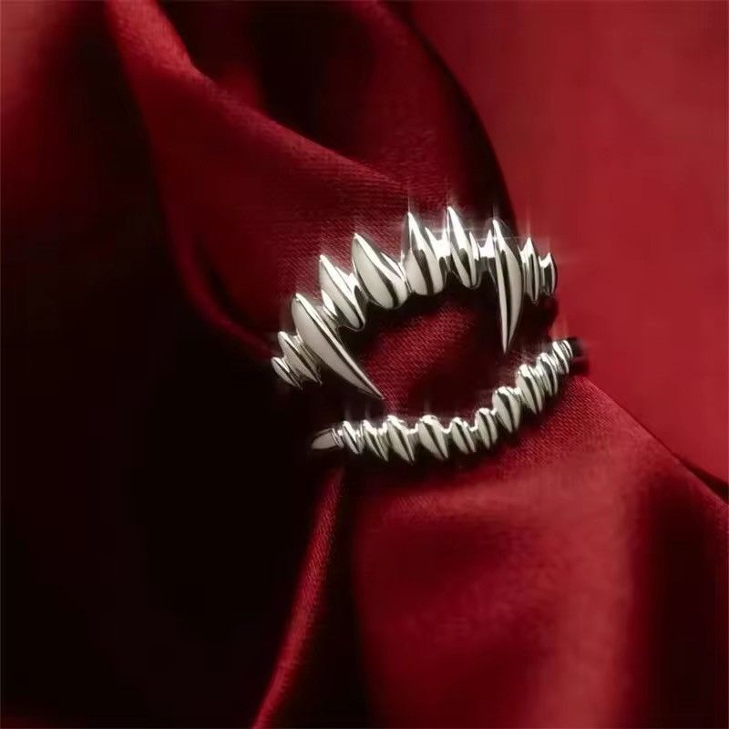 Designer × Jewelry Resizeable Vampire Set Rings Size ONE SIZE - 3 Thumbnail