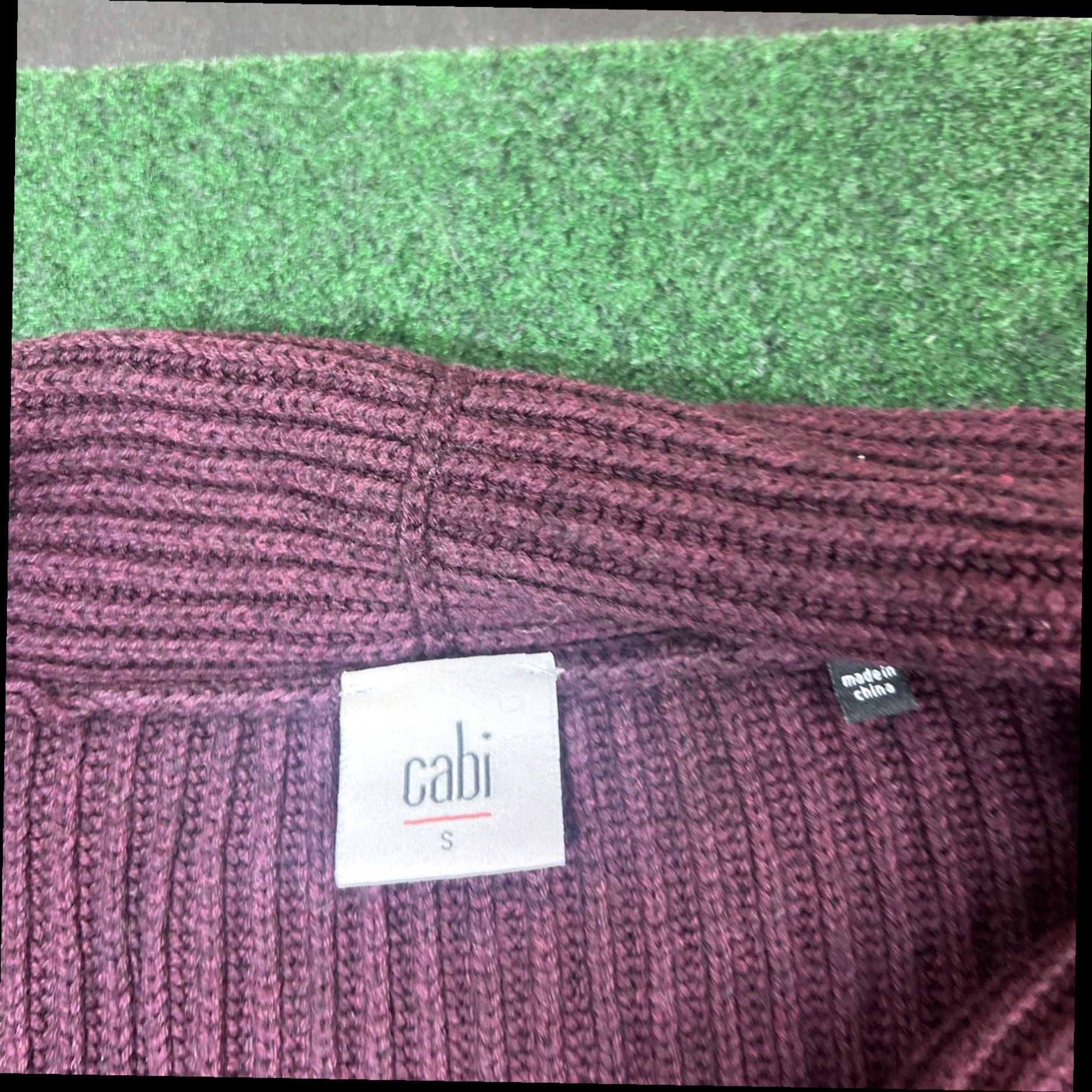 Vintage CAbi Cardigan button Womens Small Purple 2 Button Long ribbed Nice Size S / US 4 / IT 40 - 4 Thumbnail