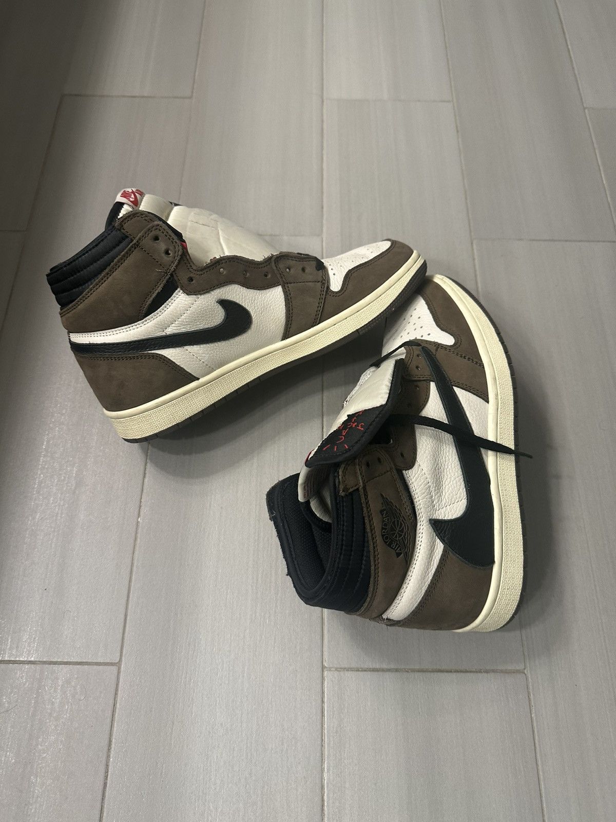 travis scott jordans mocha