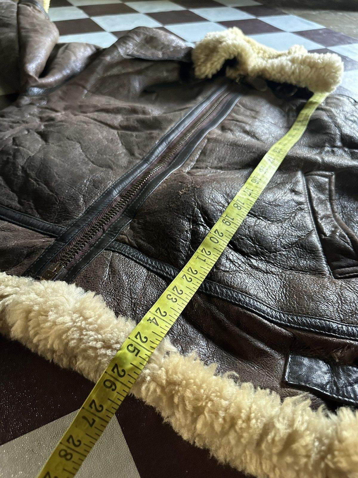 Vintage Vintage B-3 sheepskin jacket Size US L / EU 52-54 / 3 - 17 Thumbnail