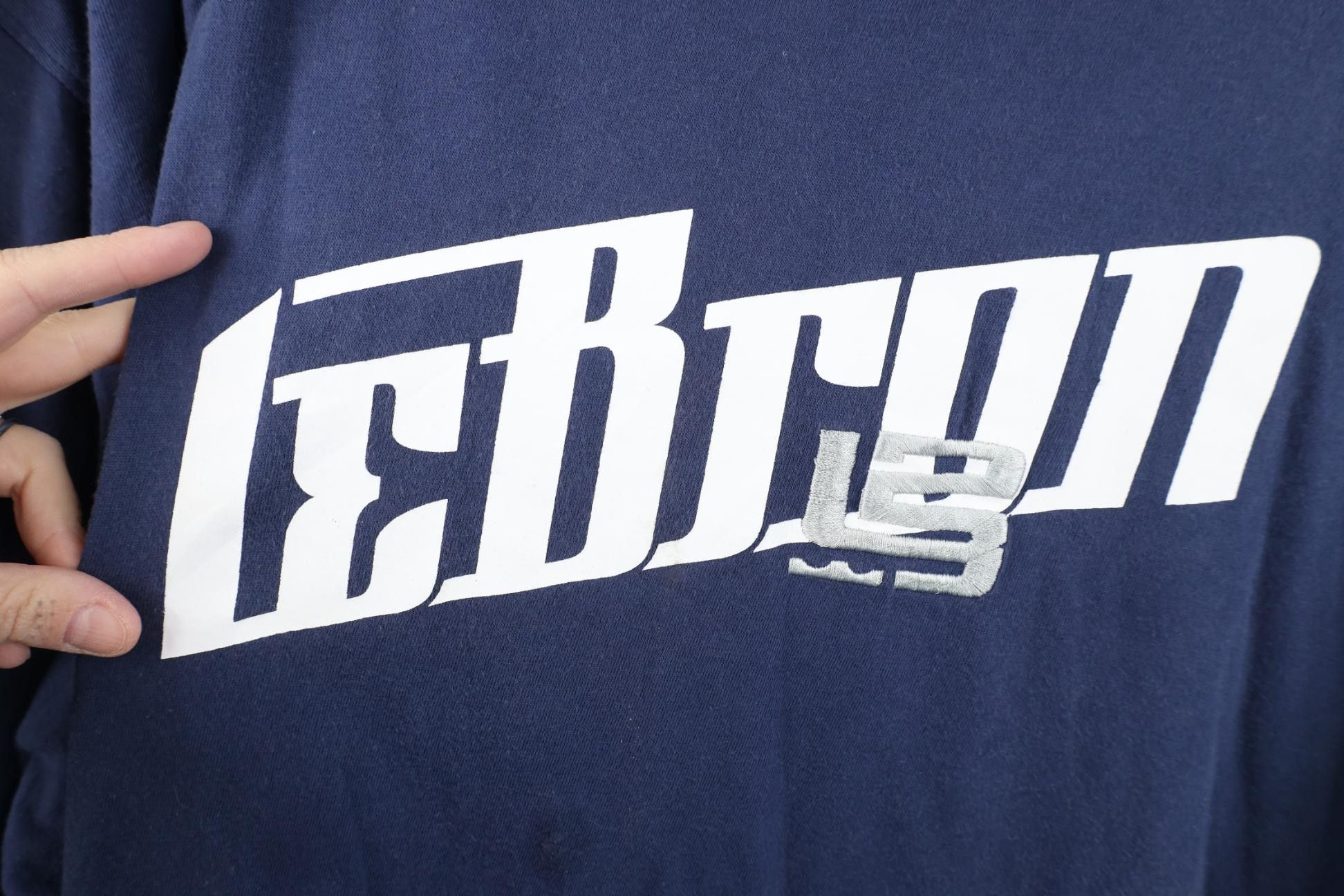 Nike Vintage Y2K Nike Lebron James L23 Short Sleeve T-Shirt Blue Size US XXL / EU 58 / 5 - 4 Thumbnail