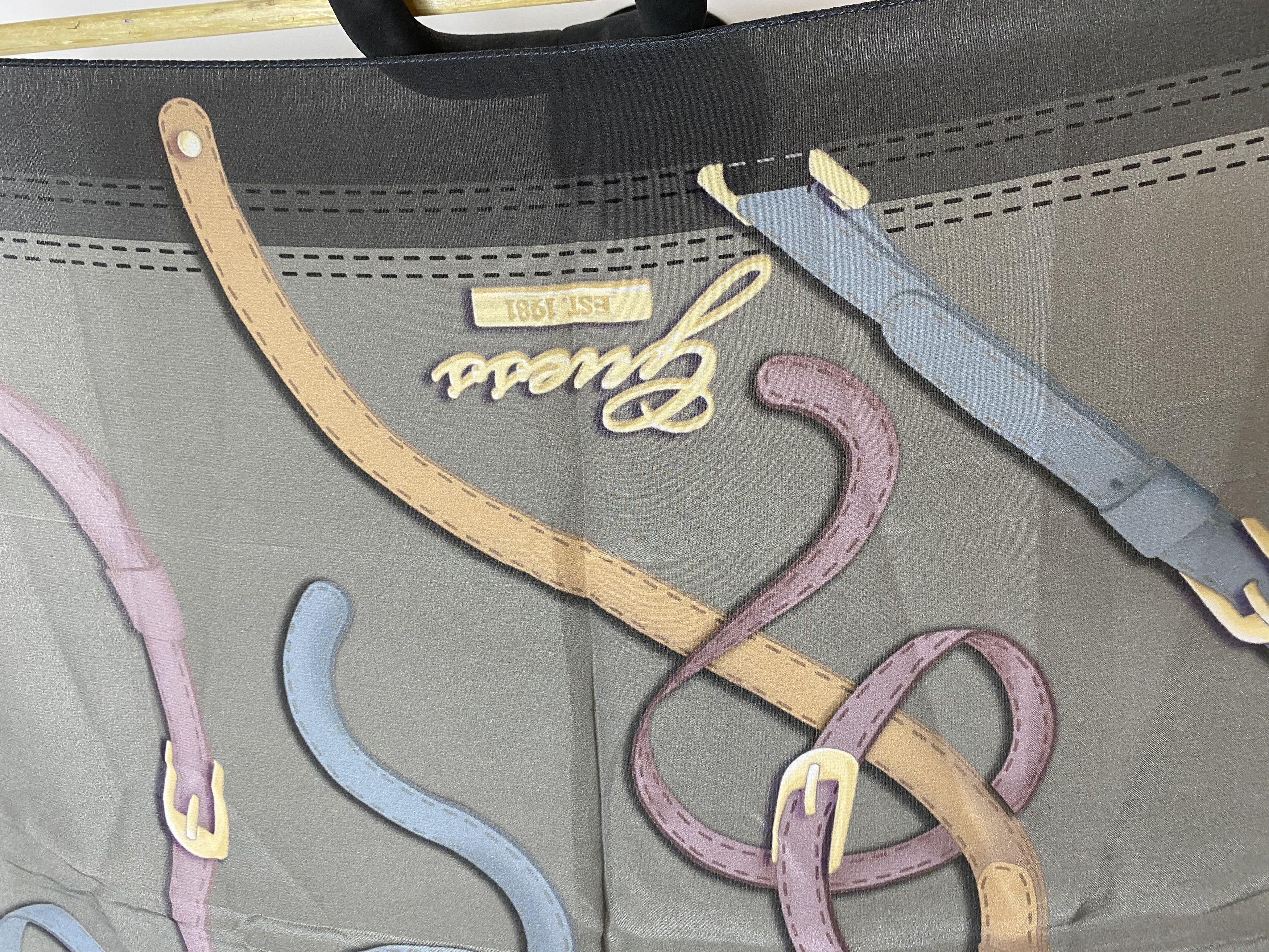 Guess GUESS 100% SILK SCARVES SCARF MADE IN ITALY Size ONE SIZE - 3 Thumbnail