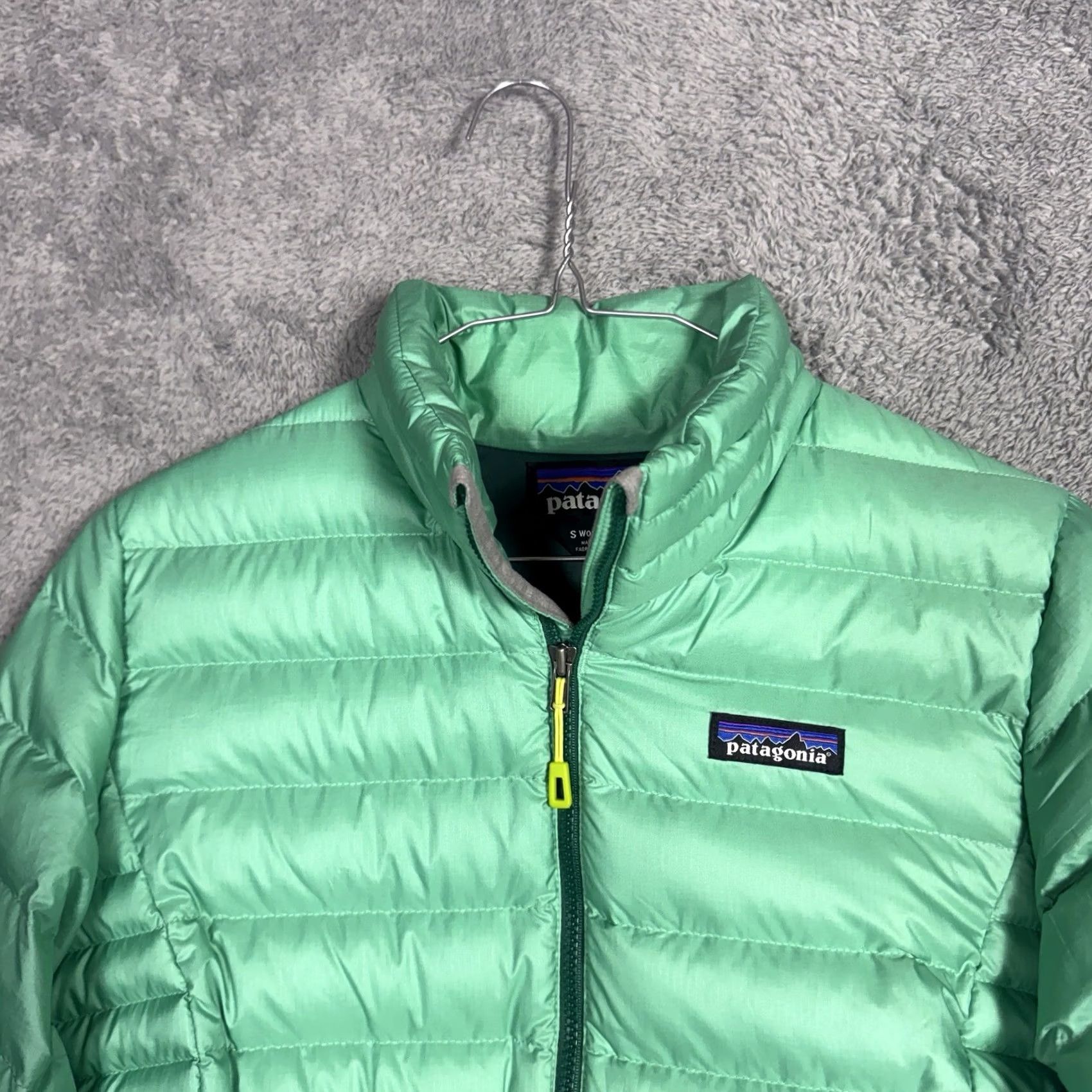 Patagonia Patagonia Down Sweater Women’s S Puffer Jacket Ripstop Quilted Full Zip 84683 Green Size S / US 4 / IT 40 - 4 Thumbnail