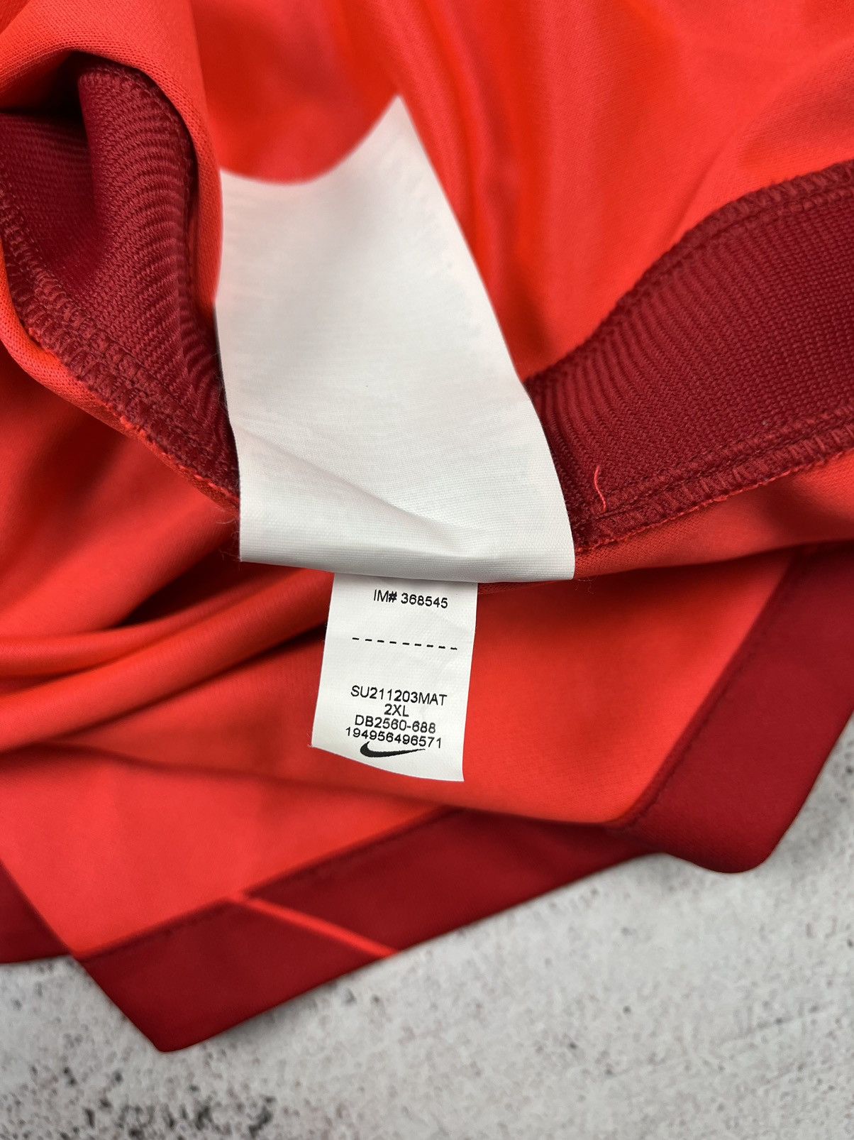 Nike LIVERPOOL 2021-22HOME SHIRT FOOTBALL SOCCER JERSEY NIKE XXL Size US XXL / EU 58 / 5 - 9 Thumbnail
