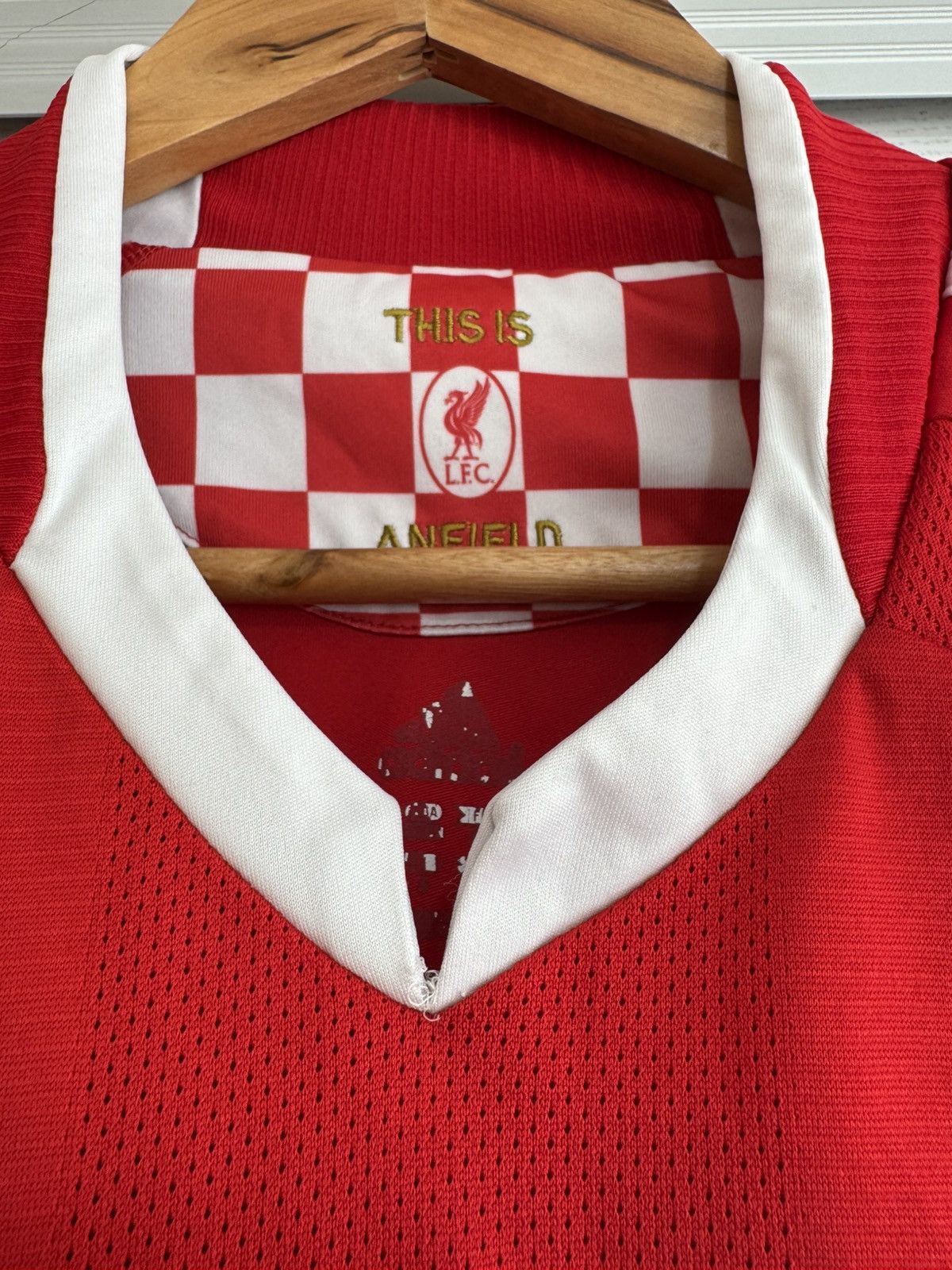 Adidas × Vintage Vintage Liverpool 2008-2009 Home Soccer Jersey Football Kit Size US S / EU 44-46 / 1 - 11 Thumbnail