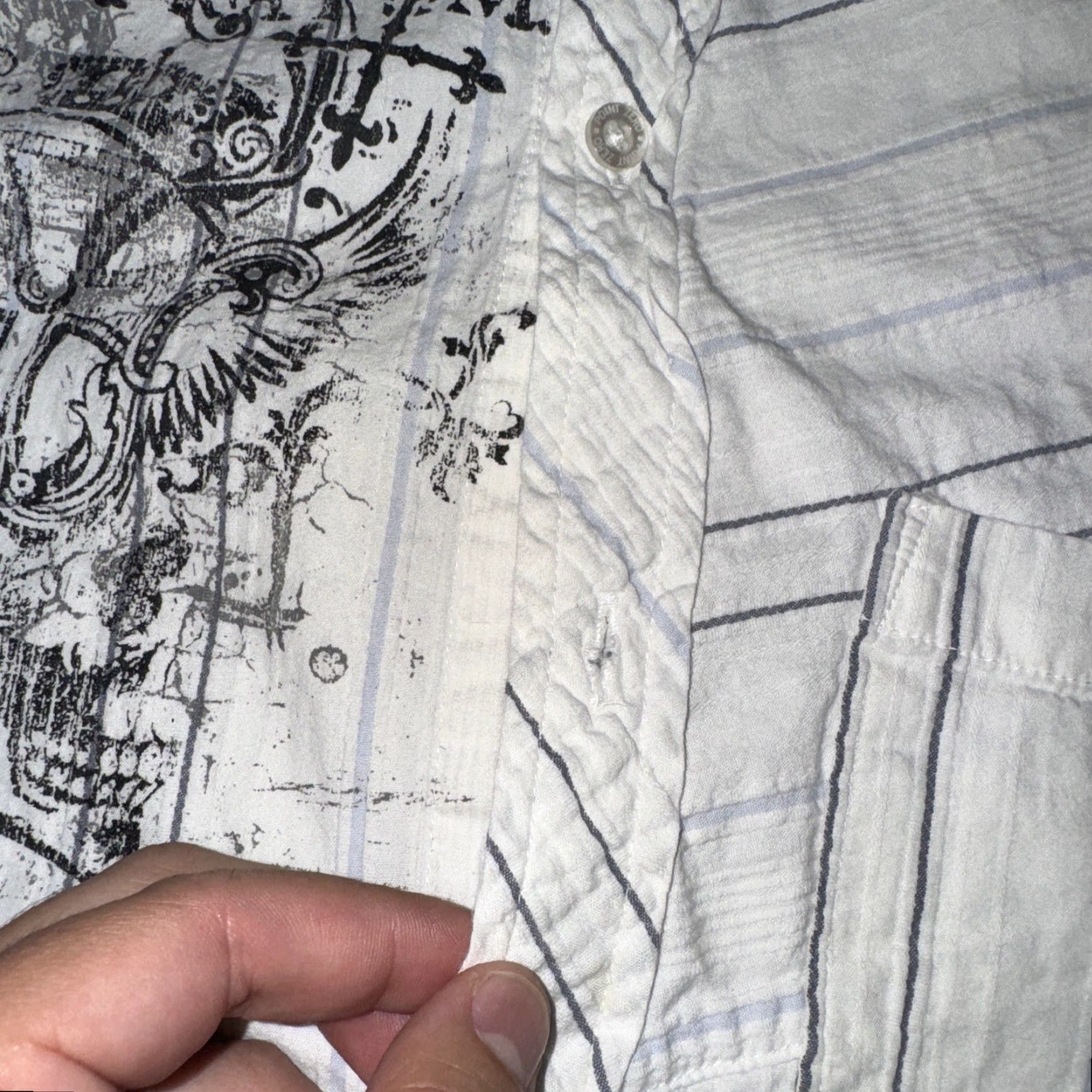 Point Zero VINTAGE Point Zero Button-Up Shirt Teens M White Gothic 16x22 Short Sleeve Cotton Button-Down Collared Mens? Womens? Size US M / EU 48-50 / 2 - 3 Thumbnail
