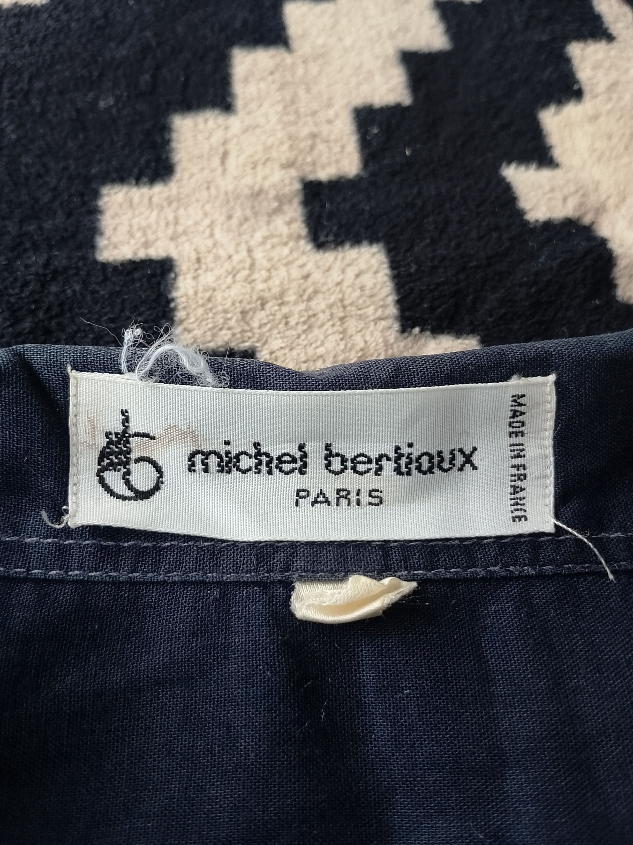 Vintage Michel Bertioux Circa 80s ​90s France Cuban Collar Shirt Size US M / EU 48-50 / 2 - 8 Thumbnail