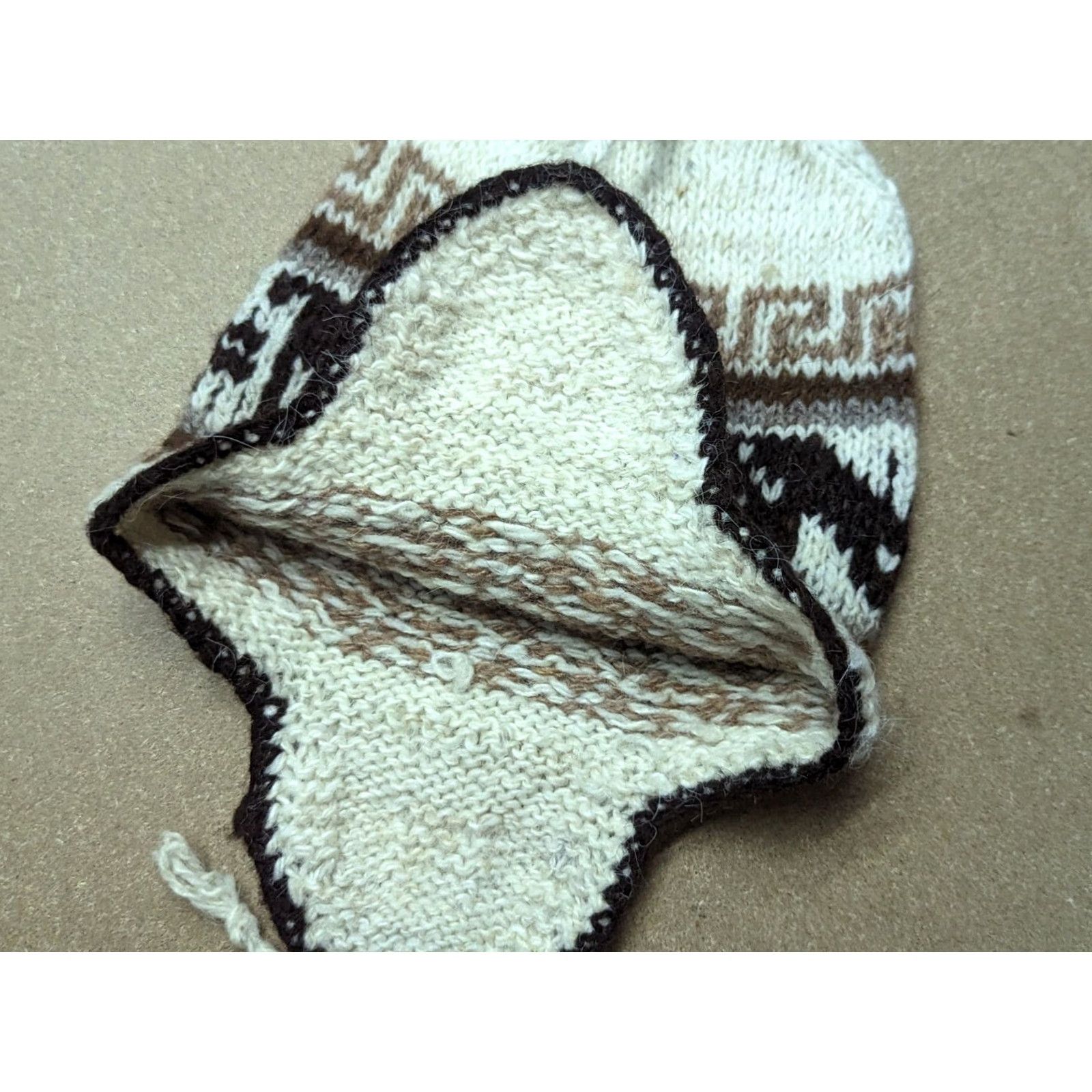 Vintage Handmade Alpaca Wool Beanie Hat One Size Striped Ear Flap Chin Strap Knit Unisex Adults Knitted Size ONE SIZE - 4 Thumbnail