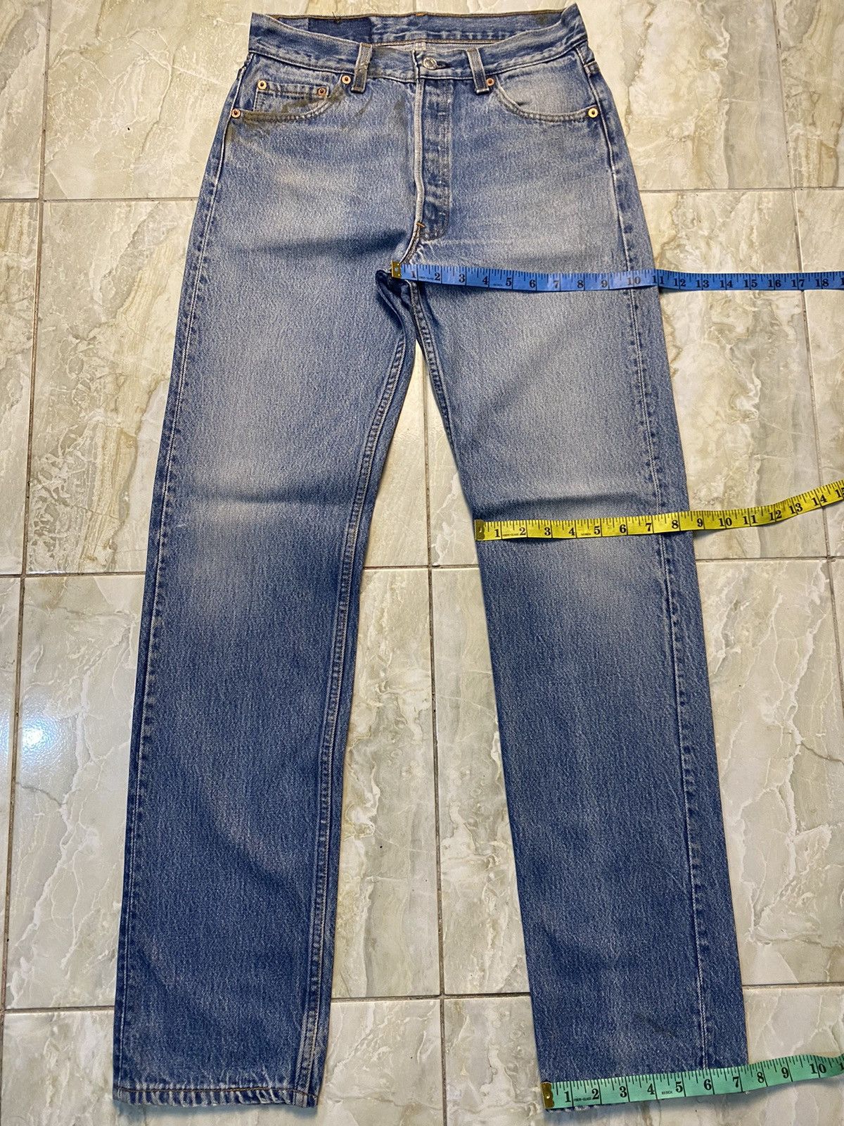 Levi's × Vintage Levis 501 Button Fly Size US 29 - 6 Thumbnail