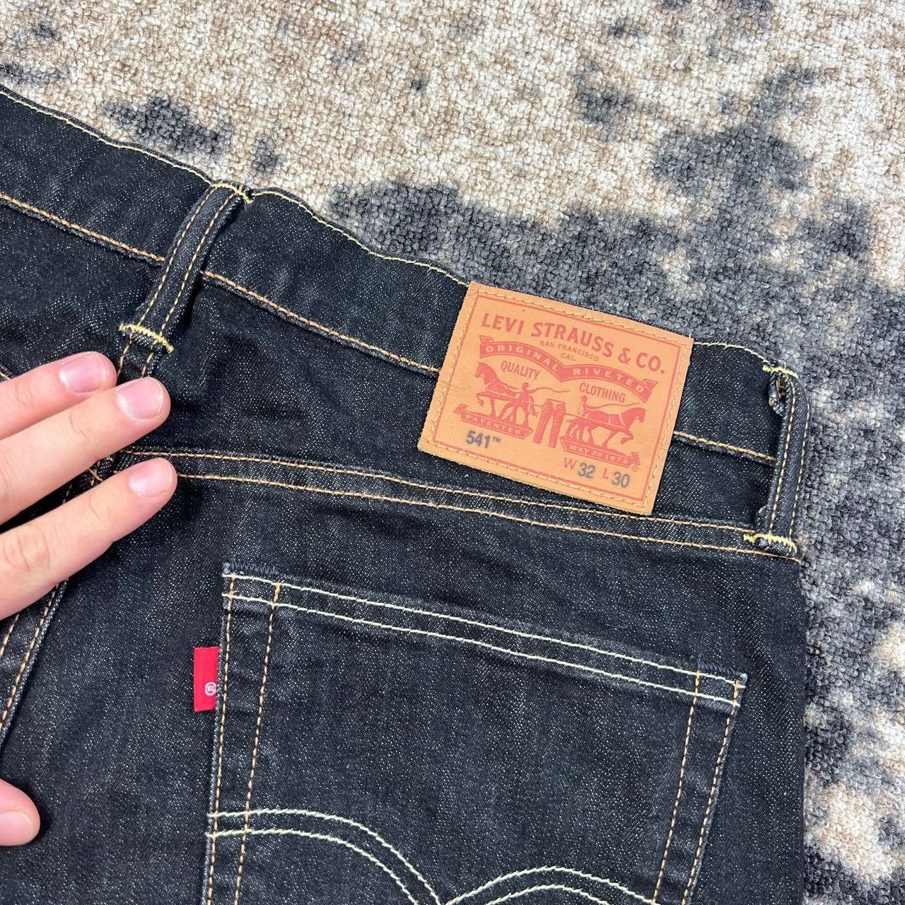 Levi's 541 Levis Vintage Y2K Dark Blue Denim Jeans Size US 32 / EU 48 - 5 Thumbnail