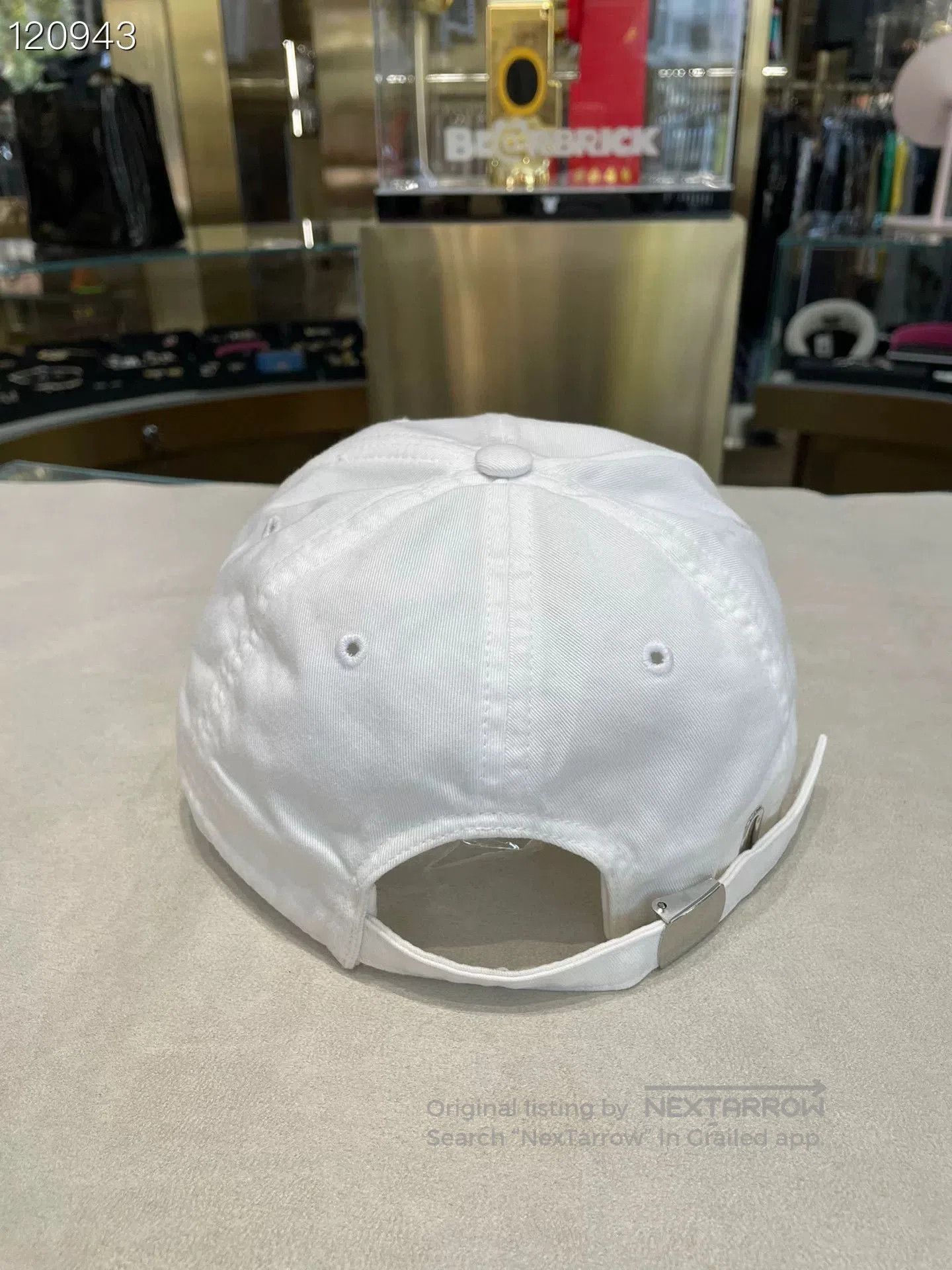 Balenciaga Balenciaga 079897H183 White Unisex Baseball Cap. Size ONE SIZE - 3 Thumbnail