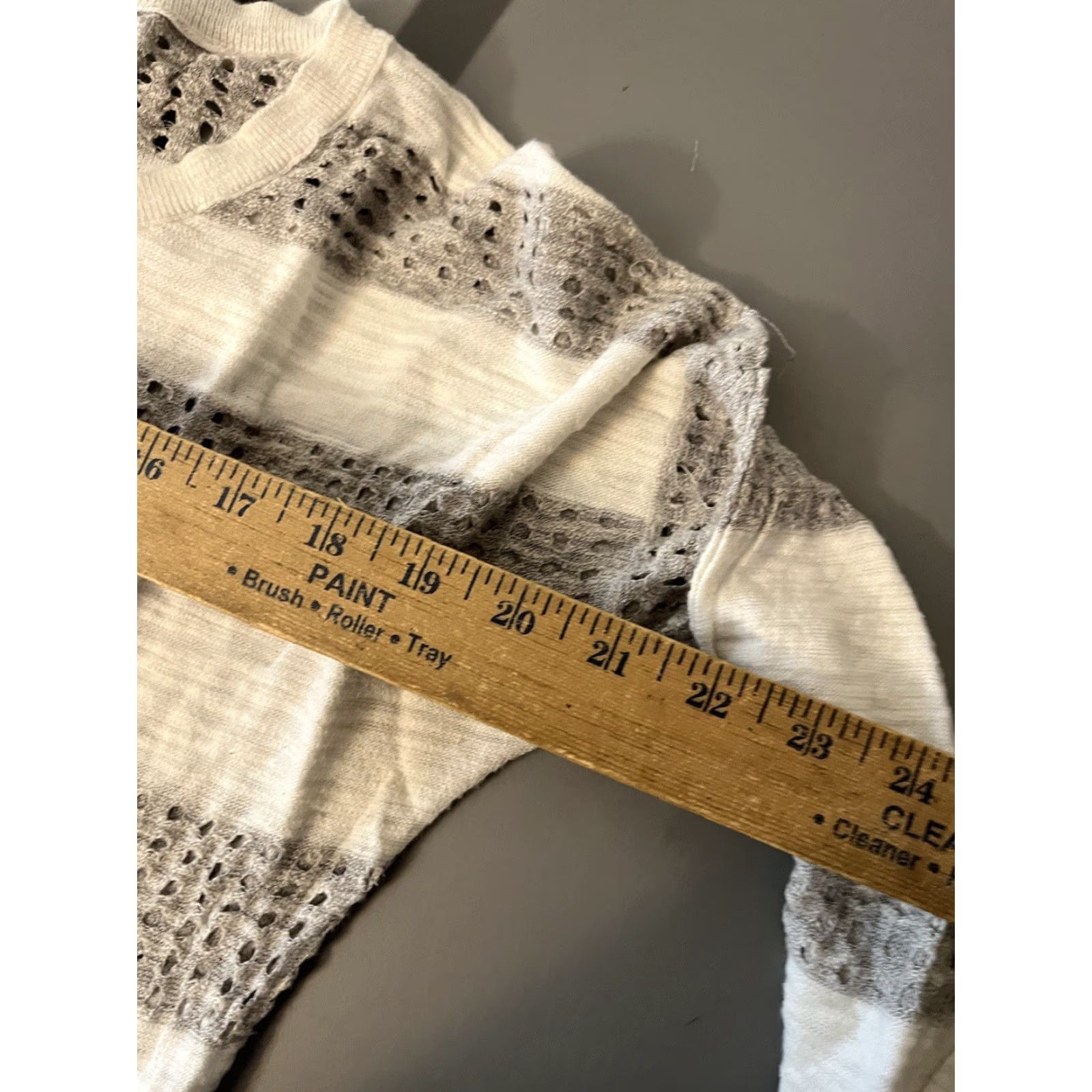 Express Express Tunic Top for Women Large Gray Striped 3/4 Sleeve Boat Neck Cotton Breathable Casual Size L / US 10 / IT 46 - 5 Thumbnail