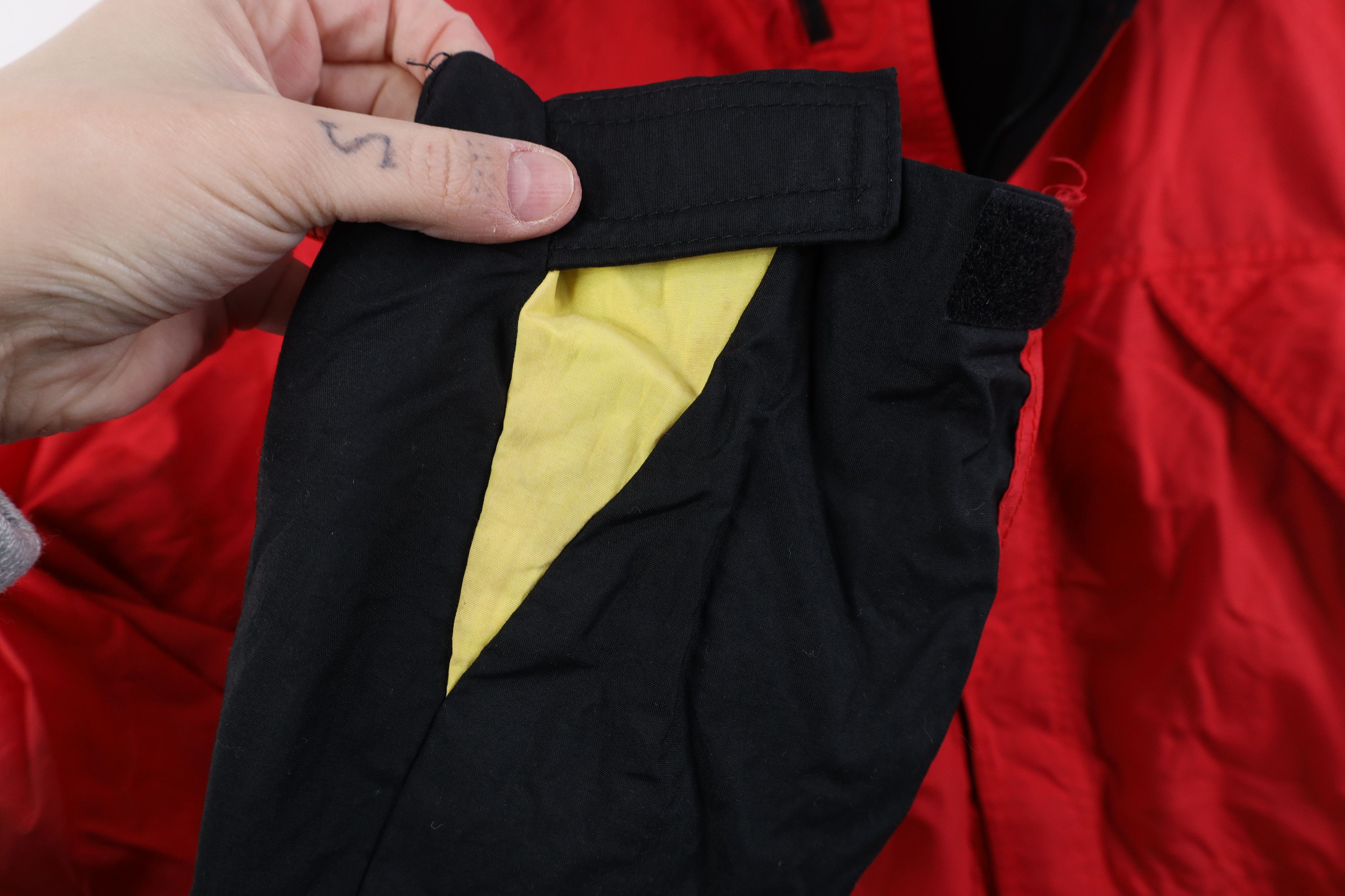 Marlboro Vintage 90s Marlboro Block Packable Hooded Parka Jacket Size US XXL / EU 58 / 5 - 9 Thumbnail