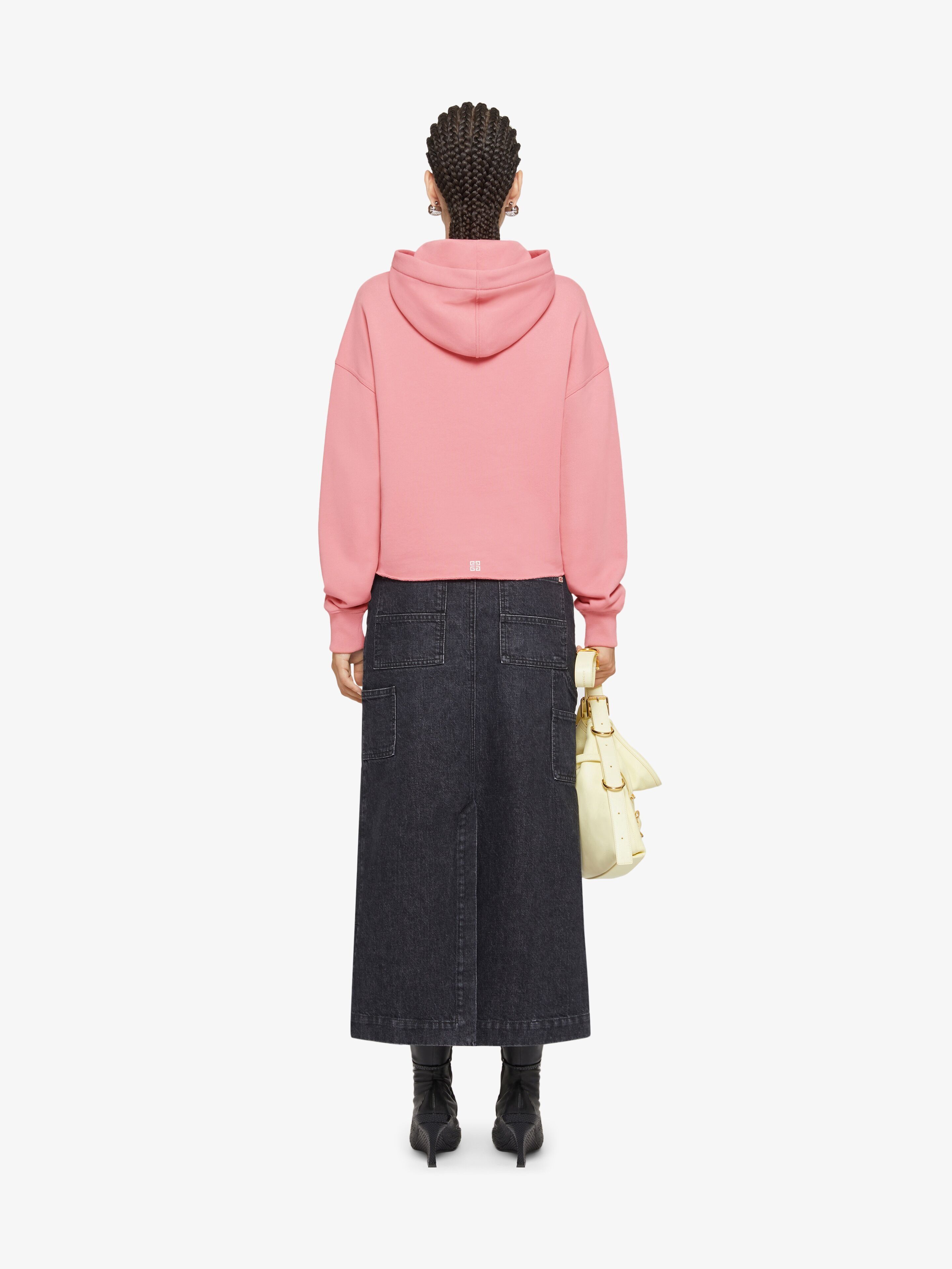 o1srvl11e0725 Cropped Hoodie in Pink