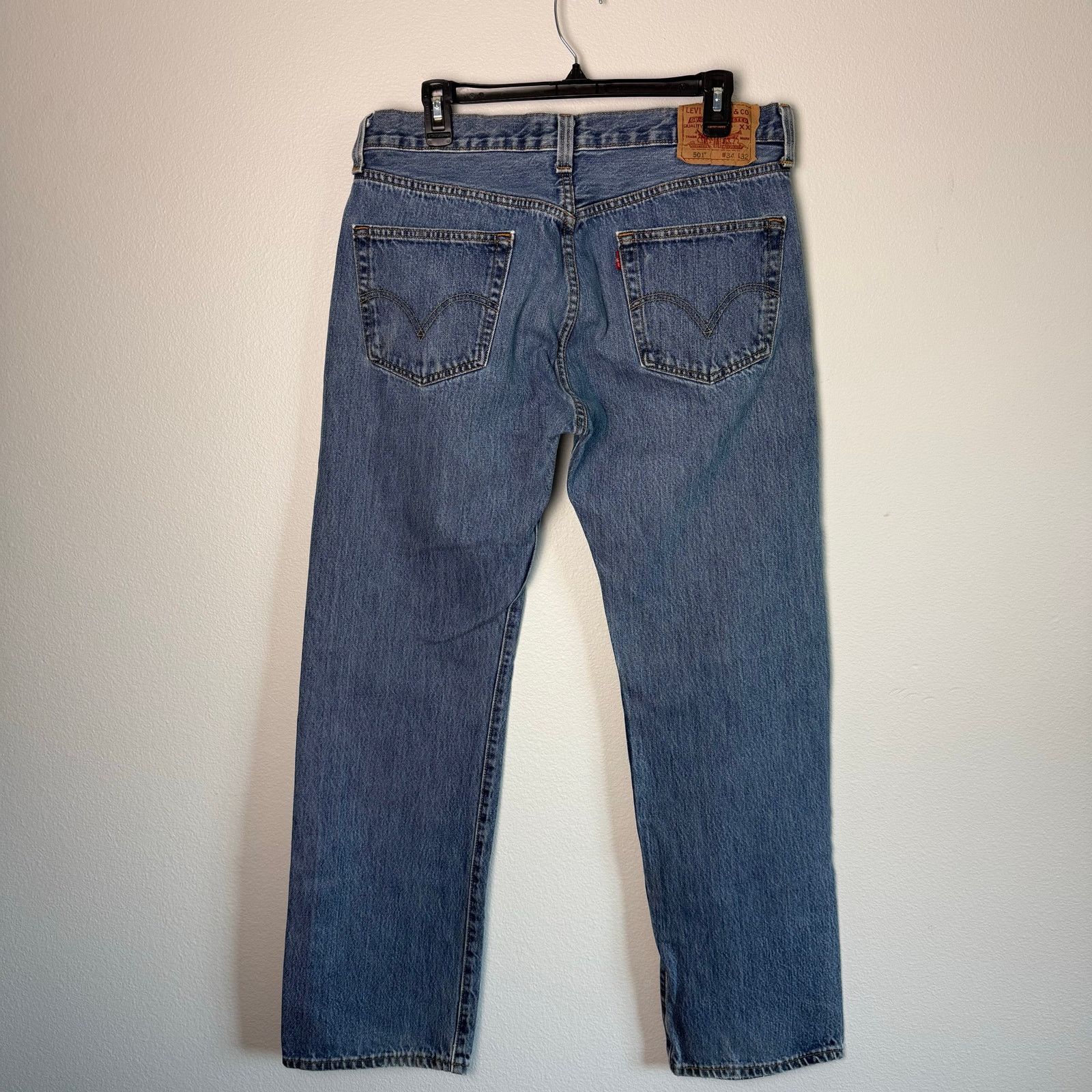 Levi's Levi's Jeans 501 Men's 34x32 Lt Wash Denim Straight Leg Size US 34 / EU 50 - 2 Thumbnail