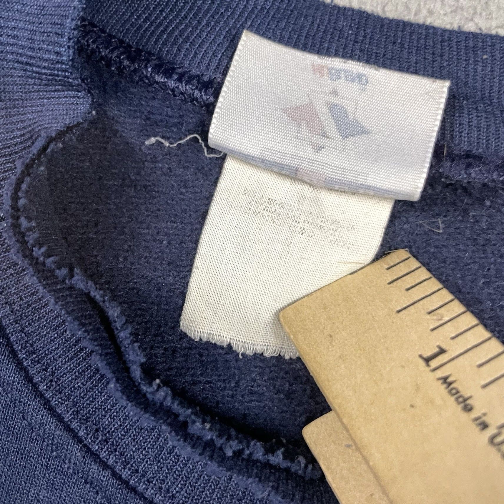 Jerzees VINTAGE Jerzees Sweatshirt Adult M Blue Distressed 90s Raglan Crew Neck Pullover Men Size US M / EU 48-50 / 2 - 5 Thumbnail