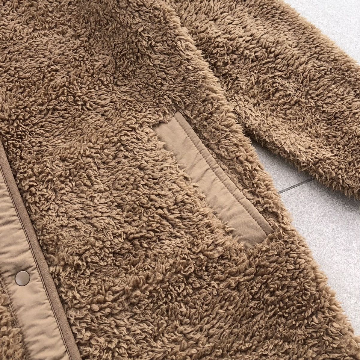 Uniqlo Uniqlo Sherpa coat Jacket Size US M / EU 48-50 / 2 - 9 Thumbnail