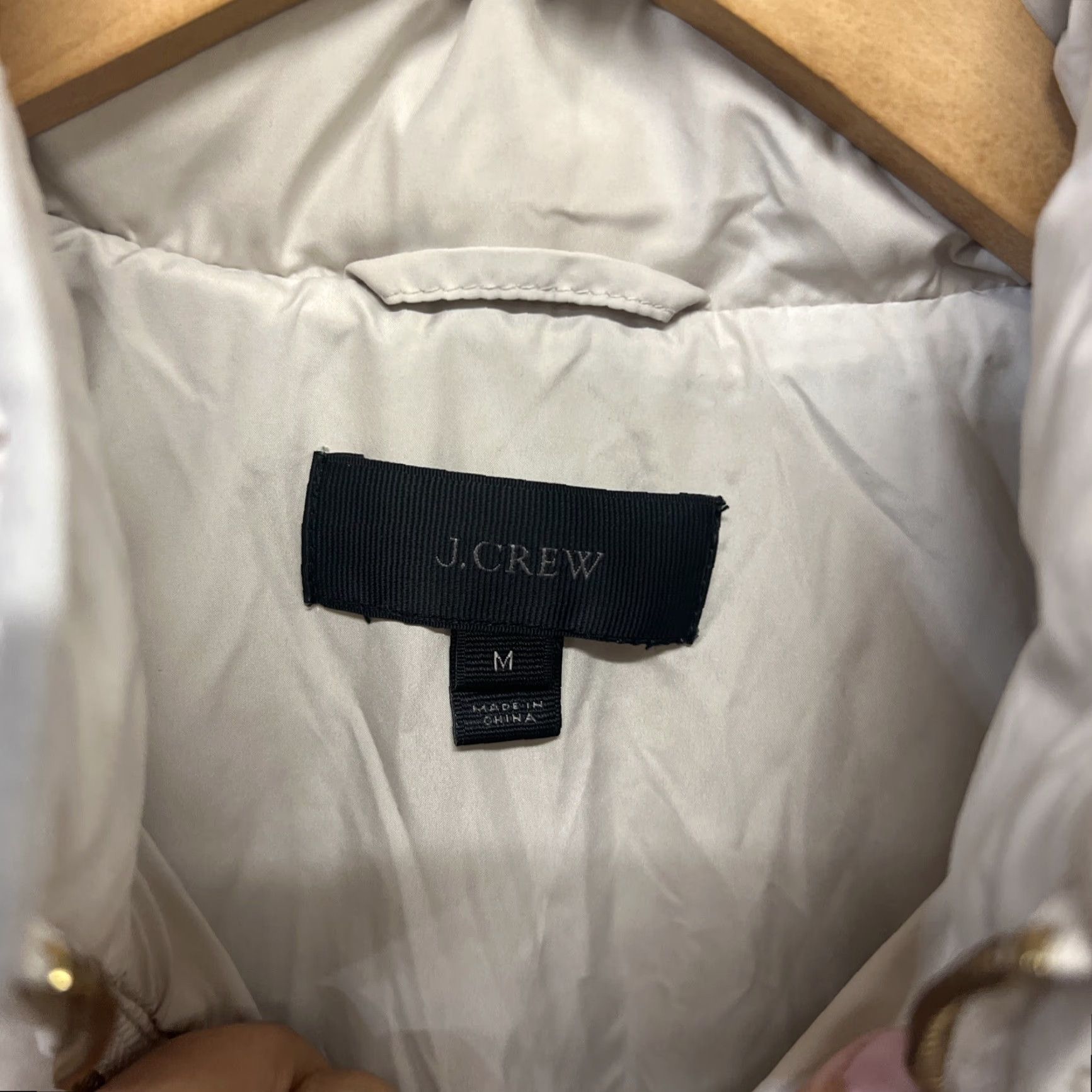 J.Crew J.CREW Vest Quilted Down Excursion - Lightweight BeIGe Size M EUC - Beige - Zip Pocket - Women - 21” Pit to Pit - 26” Length Size M / US 6-8 / IT 42-44 - 2 Thumbnail