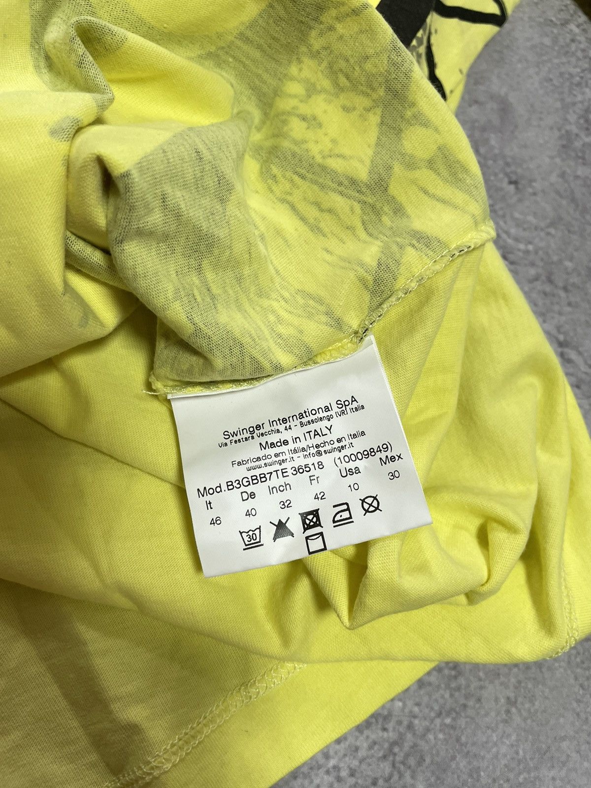 Versace Vintage 90s Versace Jeans Couture Big Logo Archive T-shirt Size US S / EU 44-46 / 1 - 10 Thumbnail