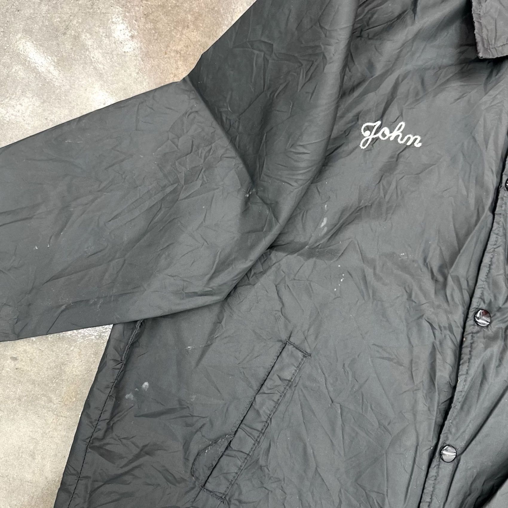 Vintage VINTAGE American Living Nylon Distressed Jacket Baseball L Black 70s Chain Stitched John Middle River Casual Mens Woman? Size US L / EU 52-54 / 3 - 4 Thumbnail